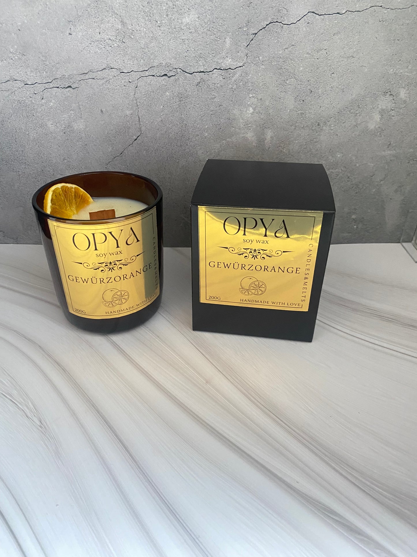 Handgegossene Duft-Knisterkerze „Gewürzorange“ – 200g