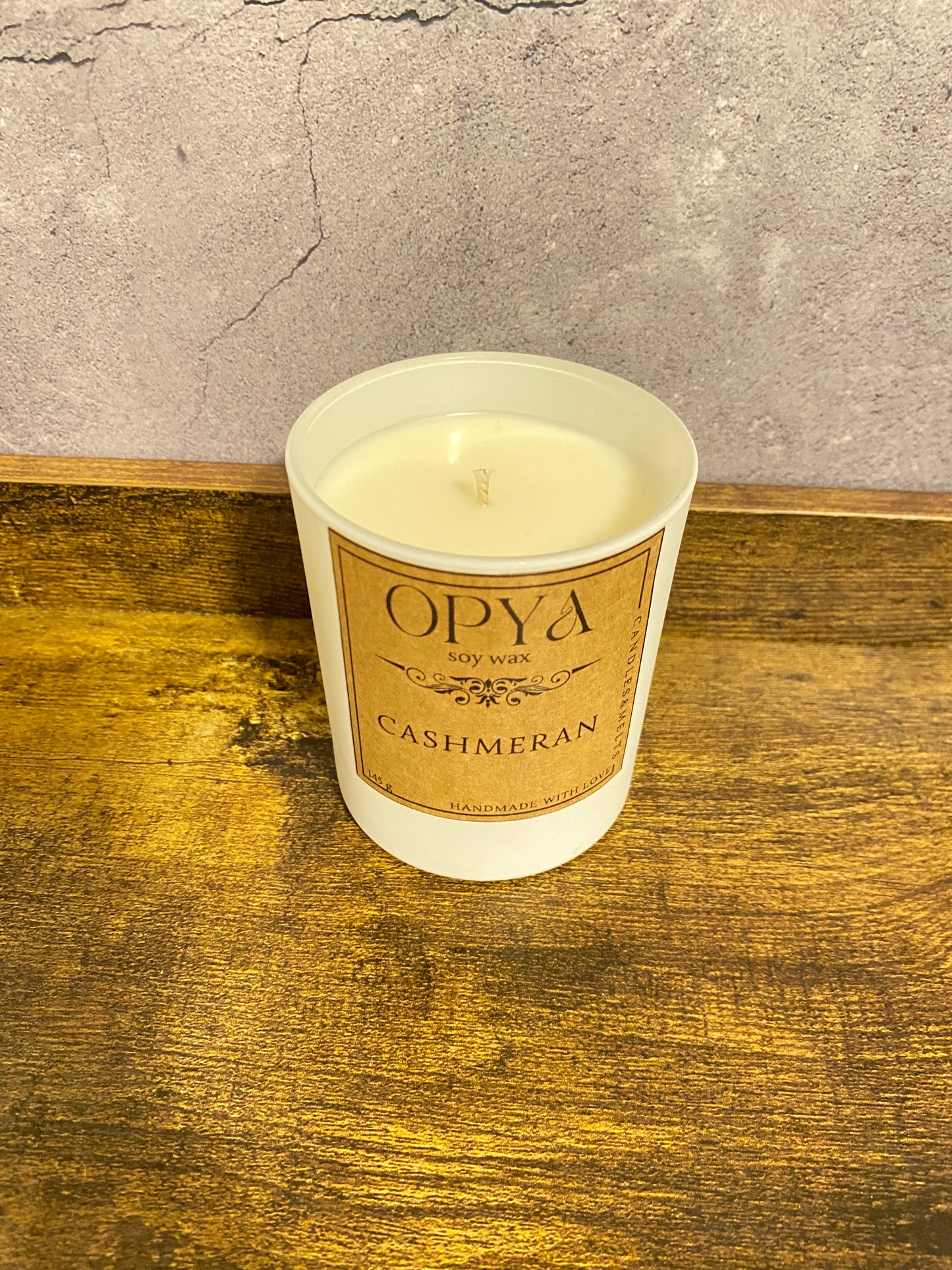 Duftkerze „Cashmeran“ – Handgegossen aus 100 % Sojawachs