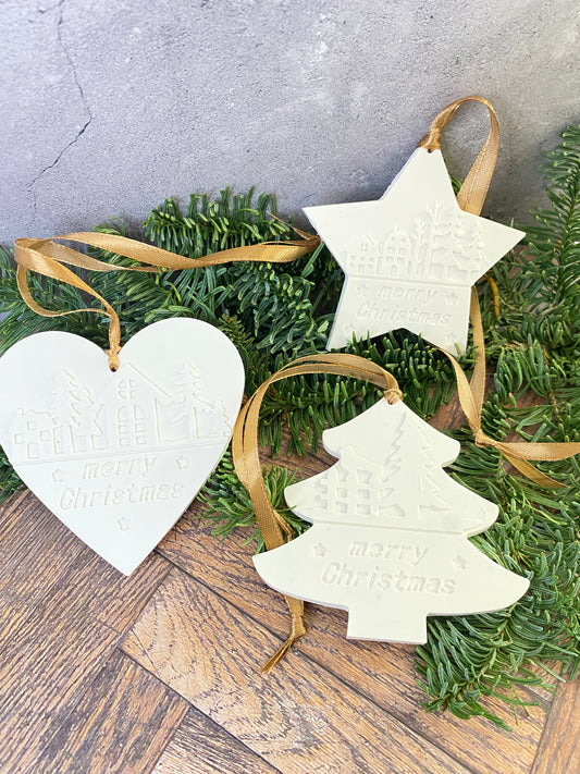 Festlicher Deko-Aufhänger „Merry Christmas“ – Handarbeit, perfekt zum Verschenken