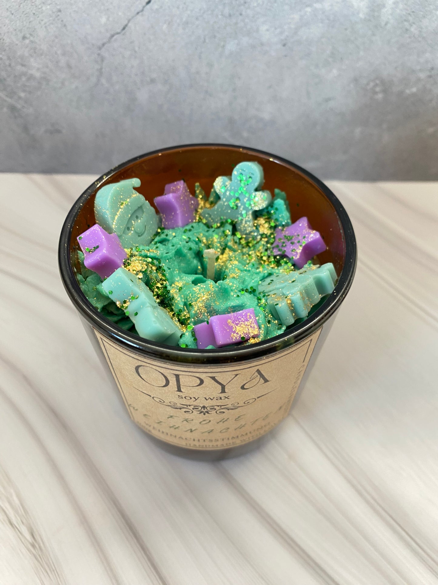 Weihnachts-Duftkerze aus Sojawachs „Weihnachtsstimmung“ – Handgemacht im Amberglas