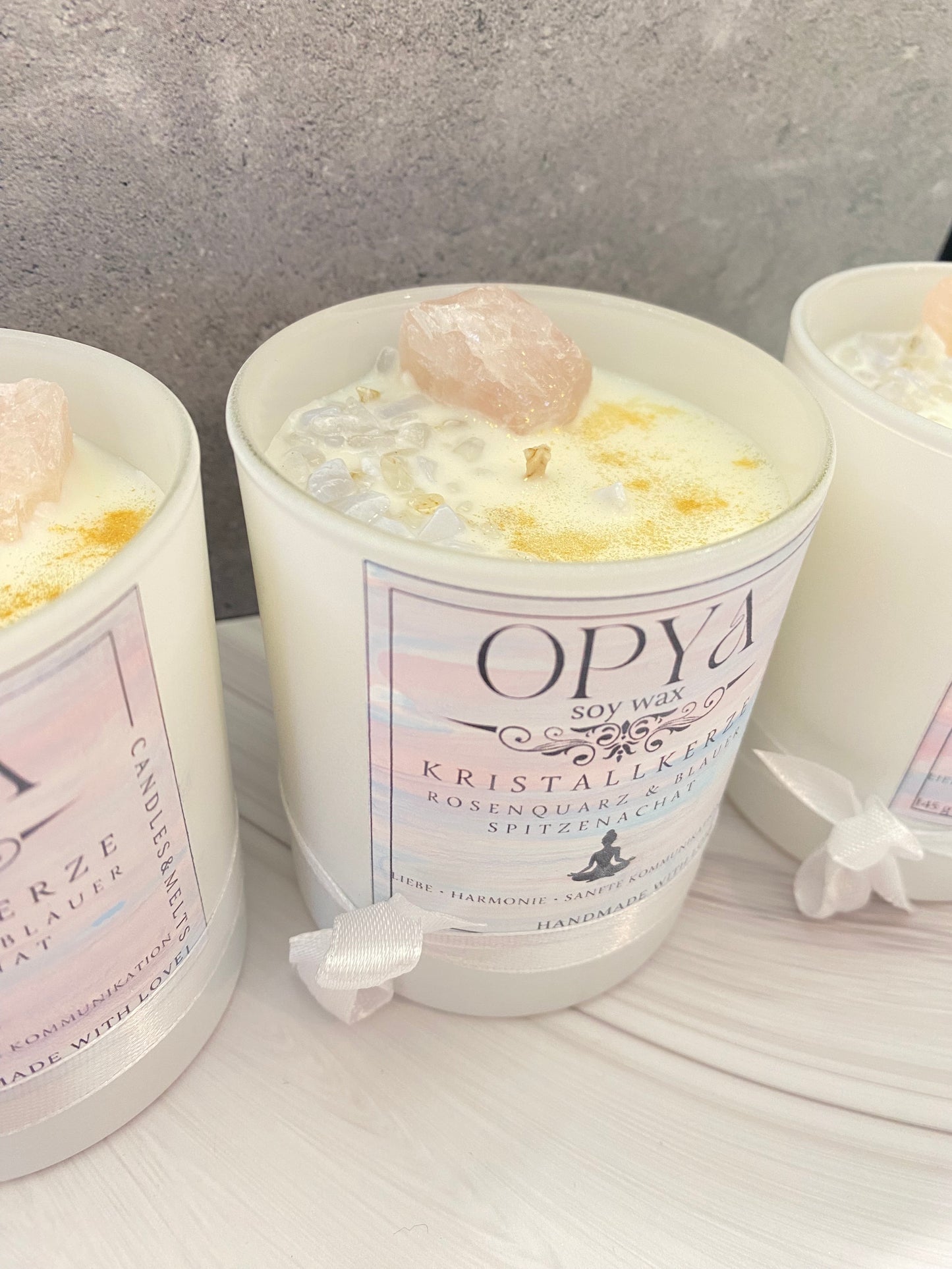 Handgegossene Kristall-Sojawachs Kerze mit Rosenquarz & Blauem Spitzenachat