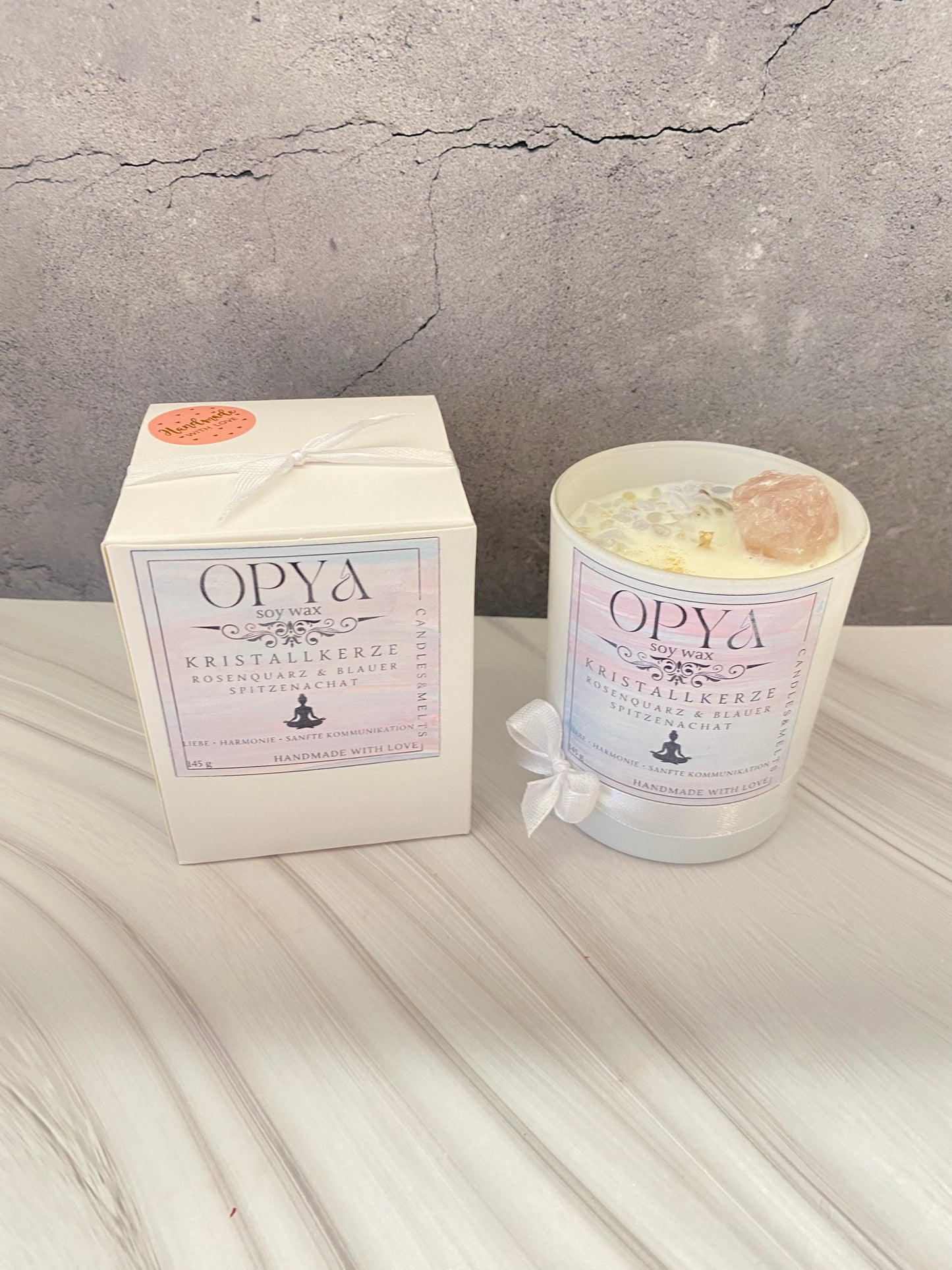 Handgegossene Kristall-Sojawachs Kerze mit Rosenquarz & Blauem Spitzenachat