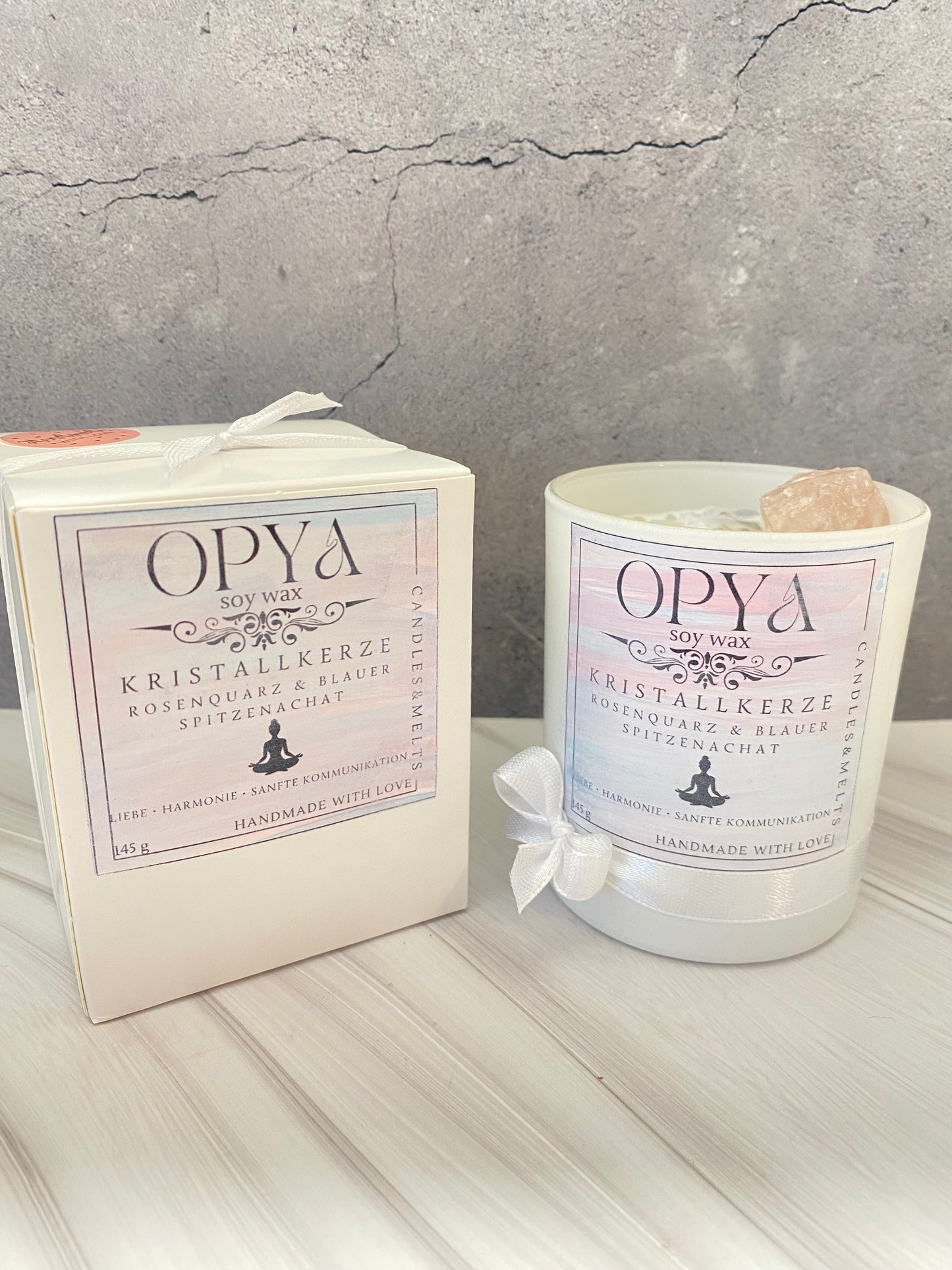 Handgegossene Kristall-Sojawachs Kerze mit Rosenquarz & Blauem Spitzenachat