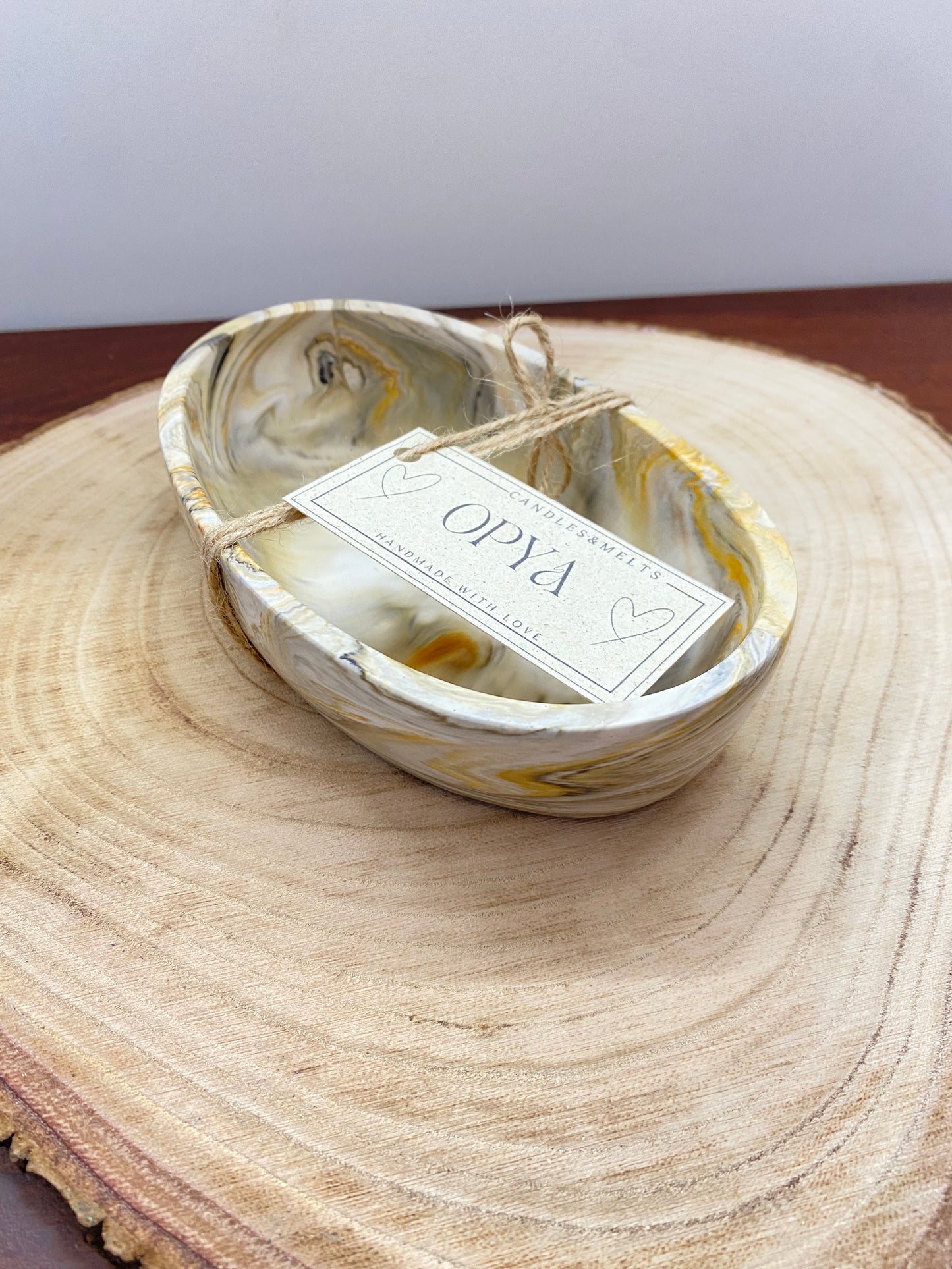 Ovale Jesin Schale – Golden Drift Collection