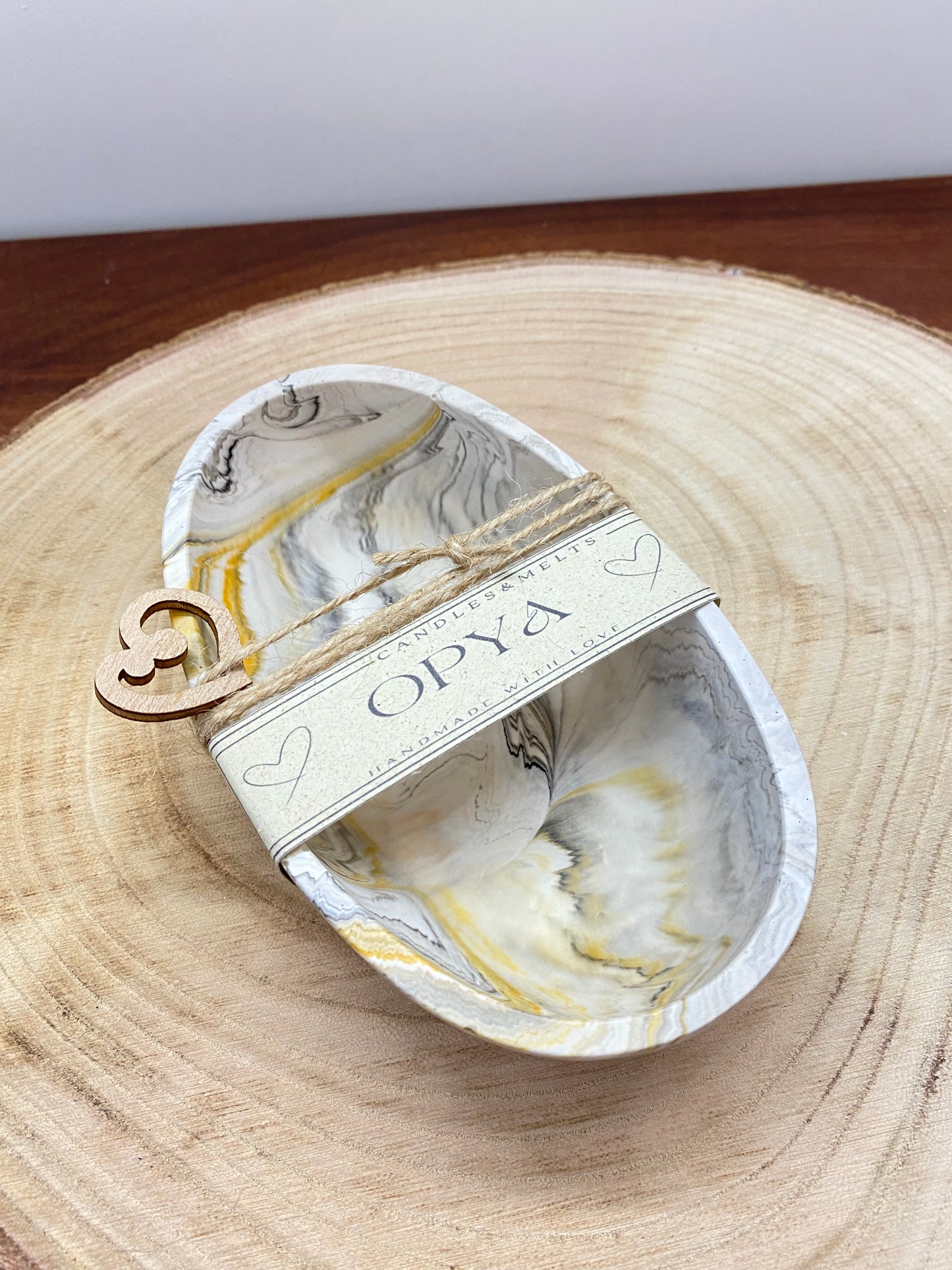 Ovale Jesin Schale – Golden Drift Collection