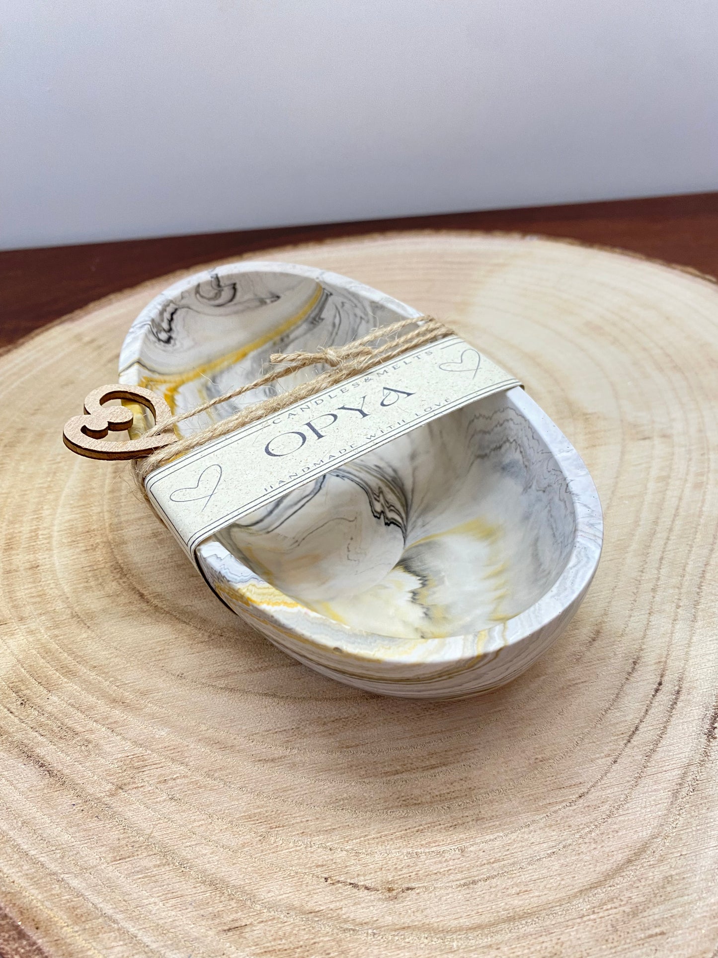 Ovale Jesin Schale – Golden Drift Collection