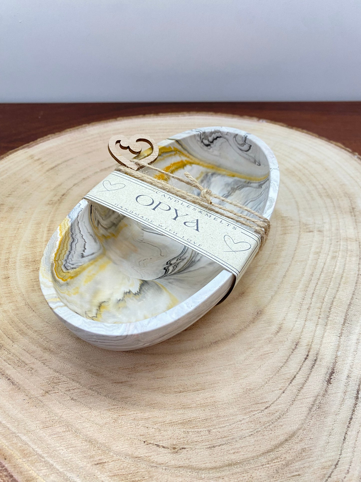 Ovale Jesin Schale – Golden Drift Collection