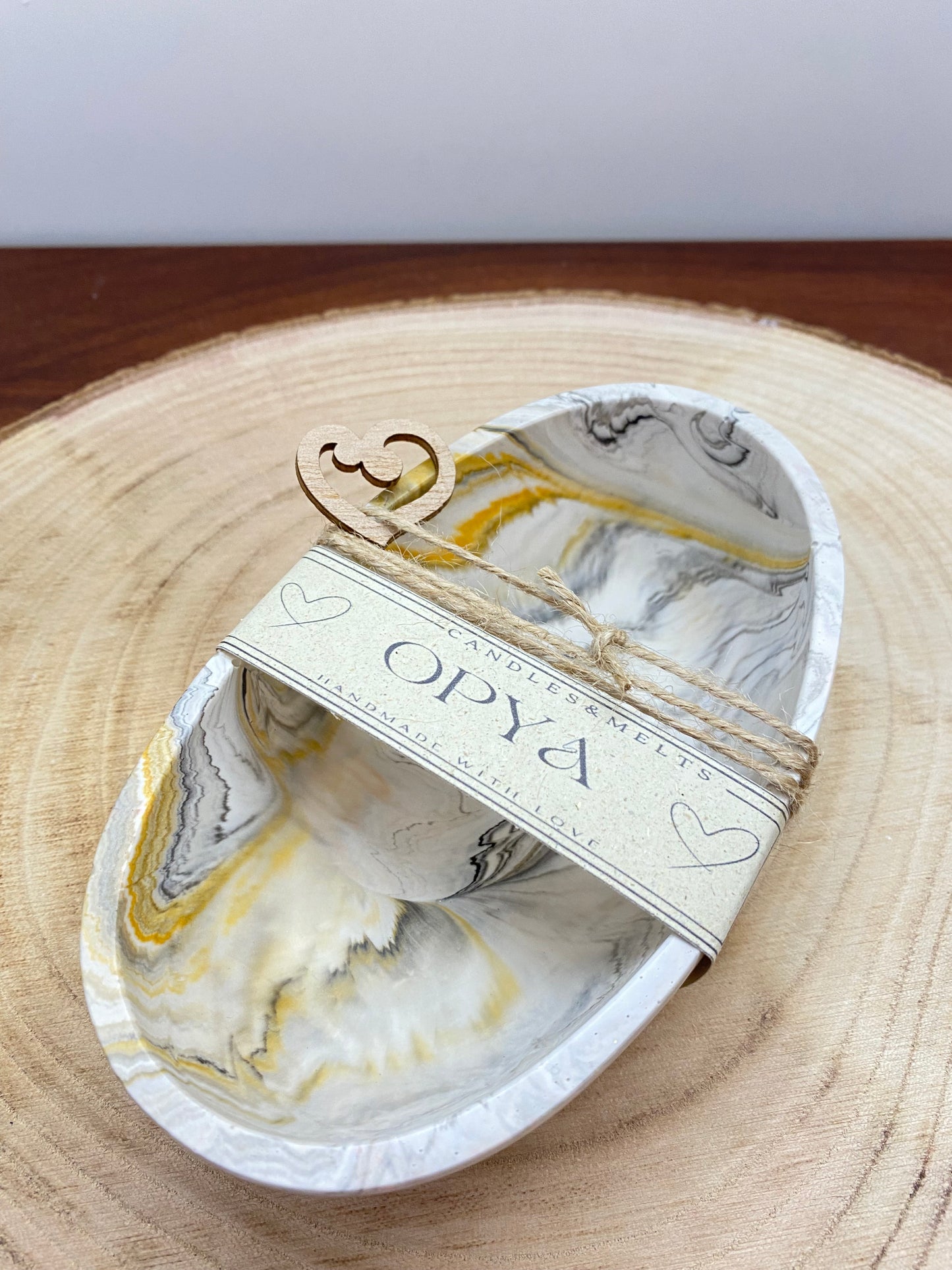 Ovale Jesin Schale – Golden Drift Collection