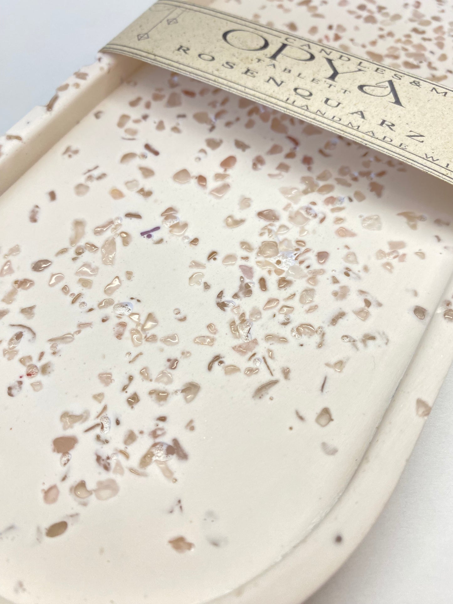 Ritual Tablett mit Rosenquarz | Dekoration & Schmuckablage - Handmade