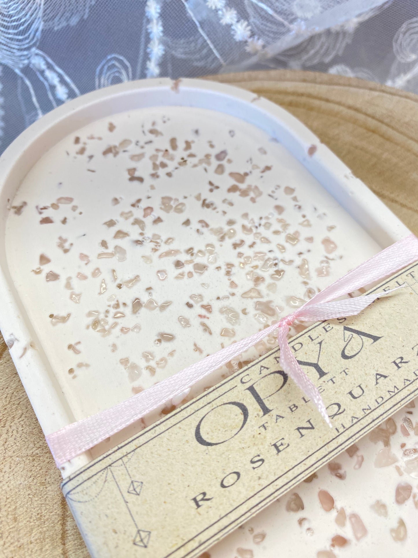 Ritual Tablett mit Rosenquarz | Dekoration & Schmuckablage - Handmade