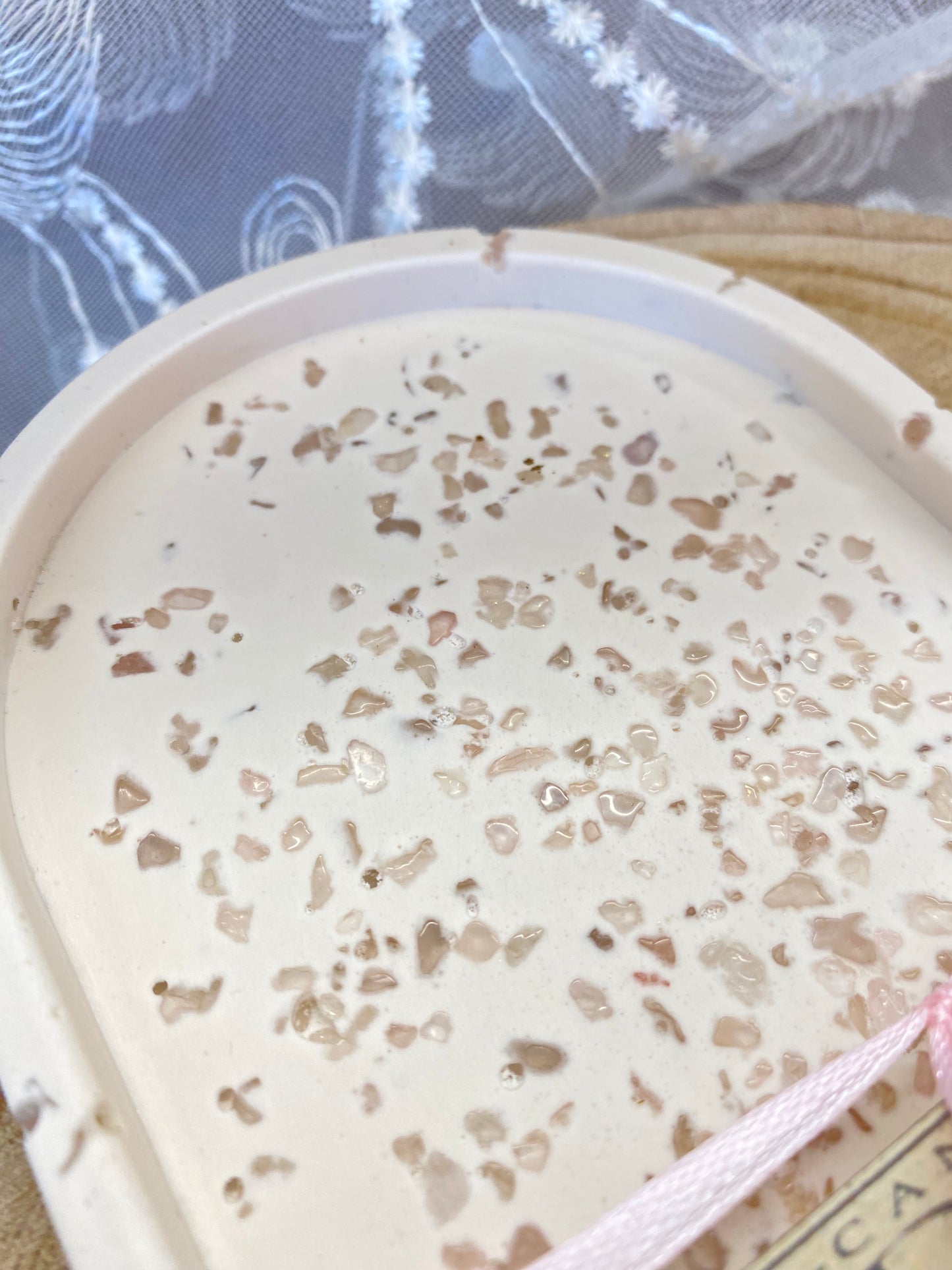 Ritual Tablett mit Rosenquarz | Dekoration & Schmuckablage - Handmade