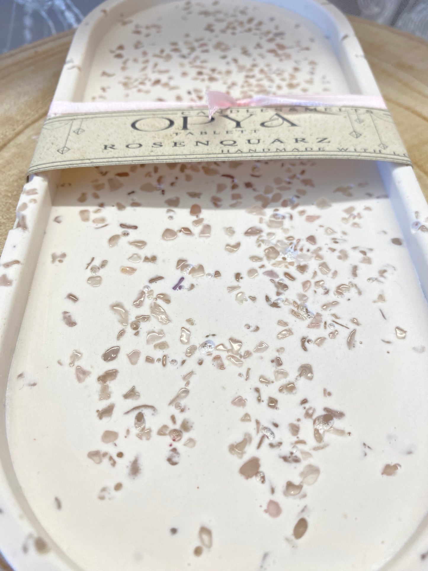 Ritual Tablett mit Rosenquarz | Dekoration & Schmuckablage - Handmade