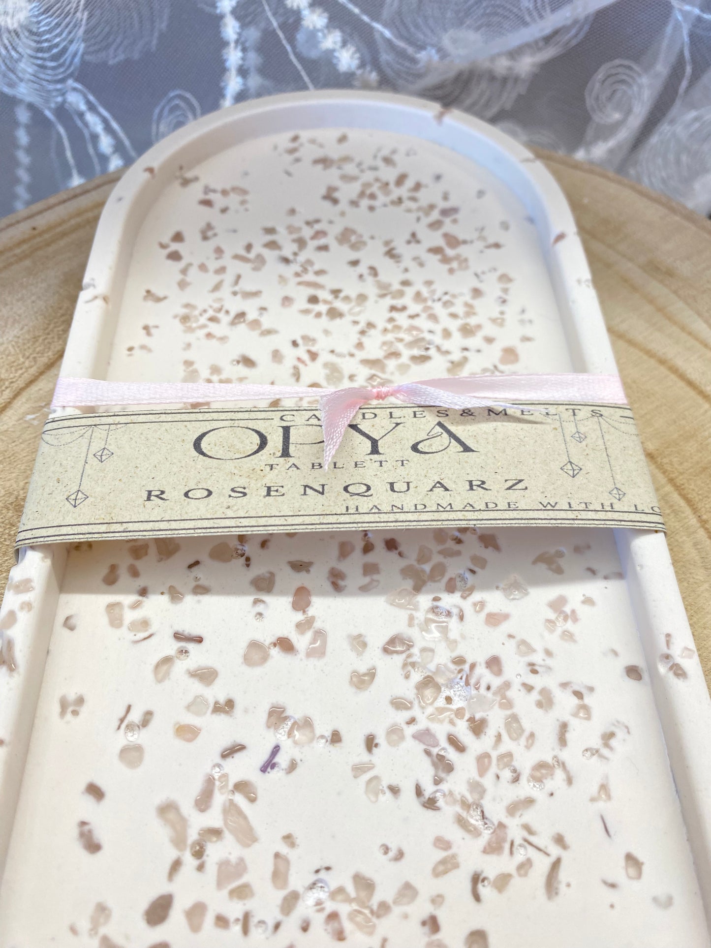 Ritual Tablett mit Rosenquarz | Dekoration & Schmuckablage - Handmade