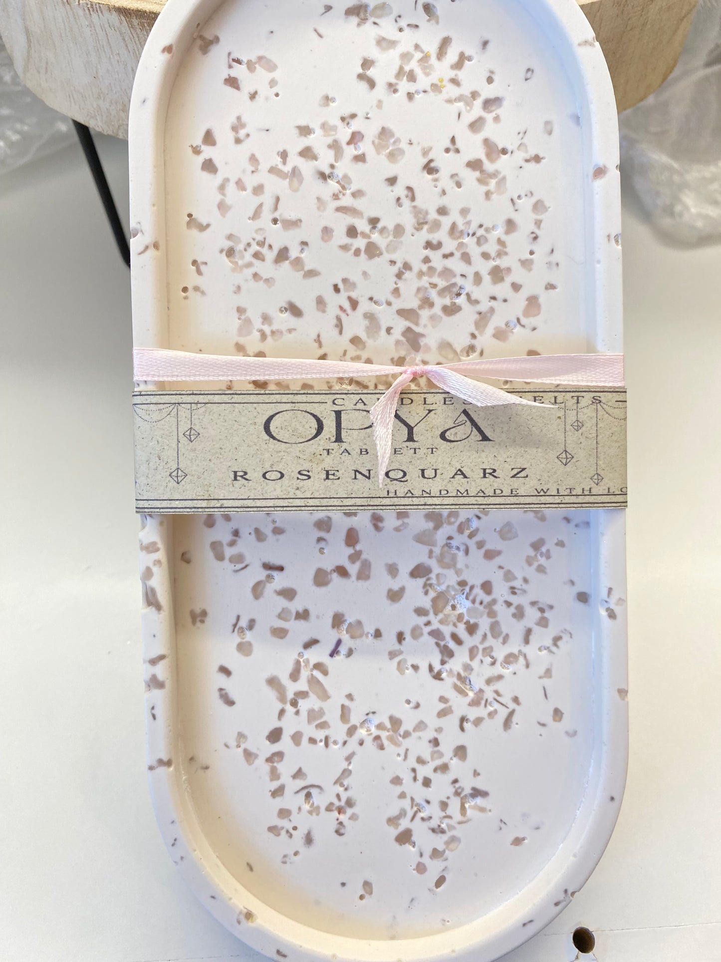 Ritual Tablett mit Rosenquarz | Dekoration & Schmuckablage - Handmade