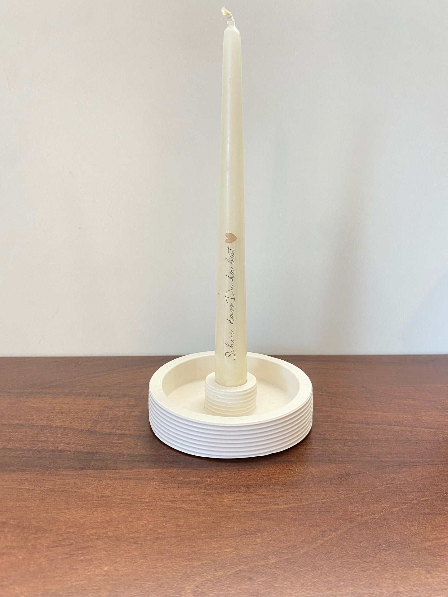 Jesin Kerzenhalter Set inkl. Stabkerze – personalisiert „Schön, dass du da bist“