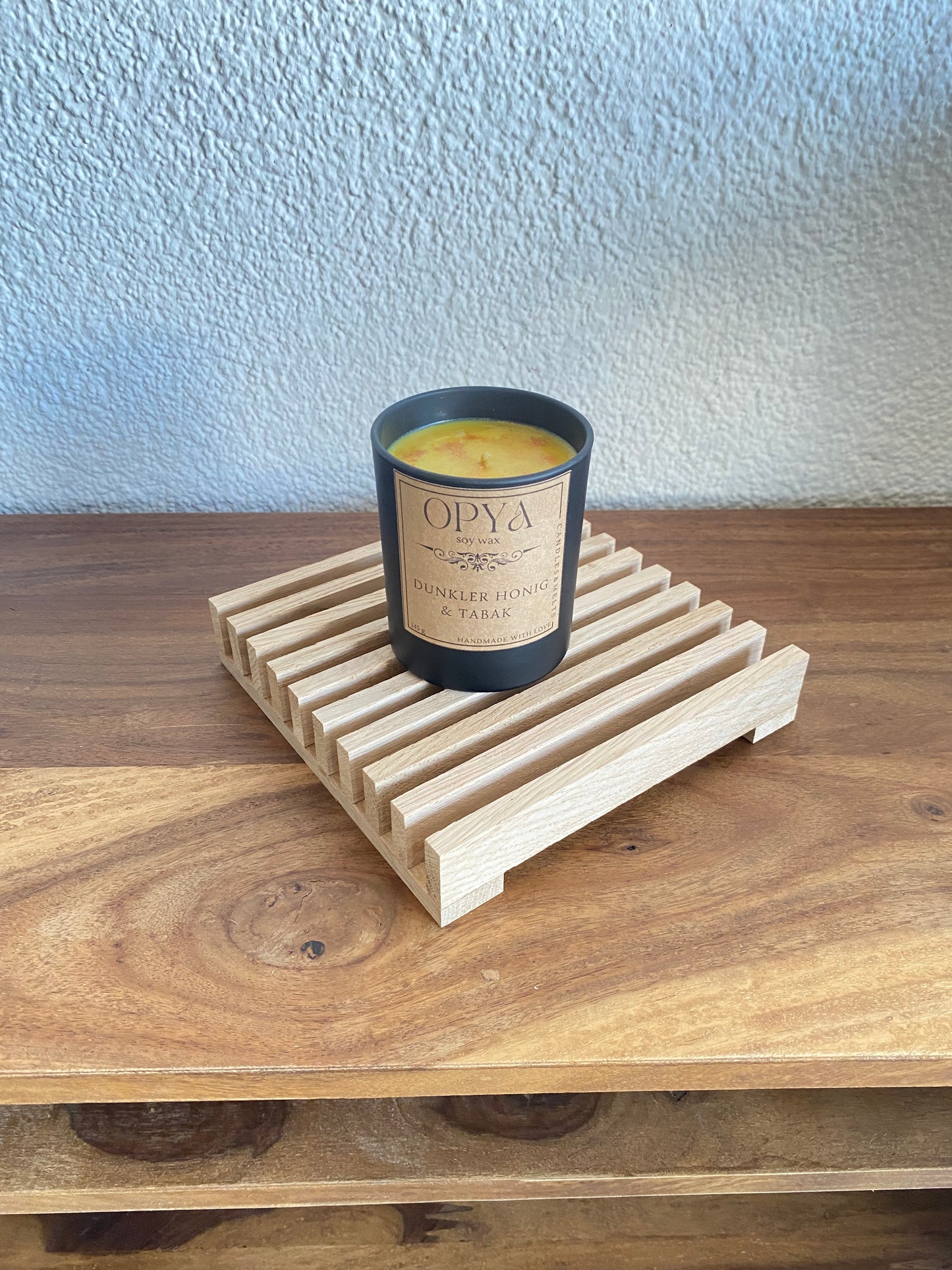 Handgefertigtes Holztablett aus Massivholz – Minimalistischer Kerzenuntersteller
