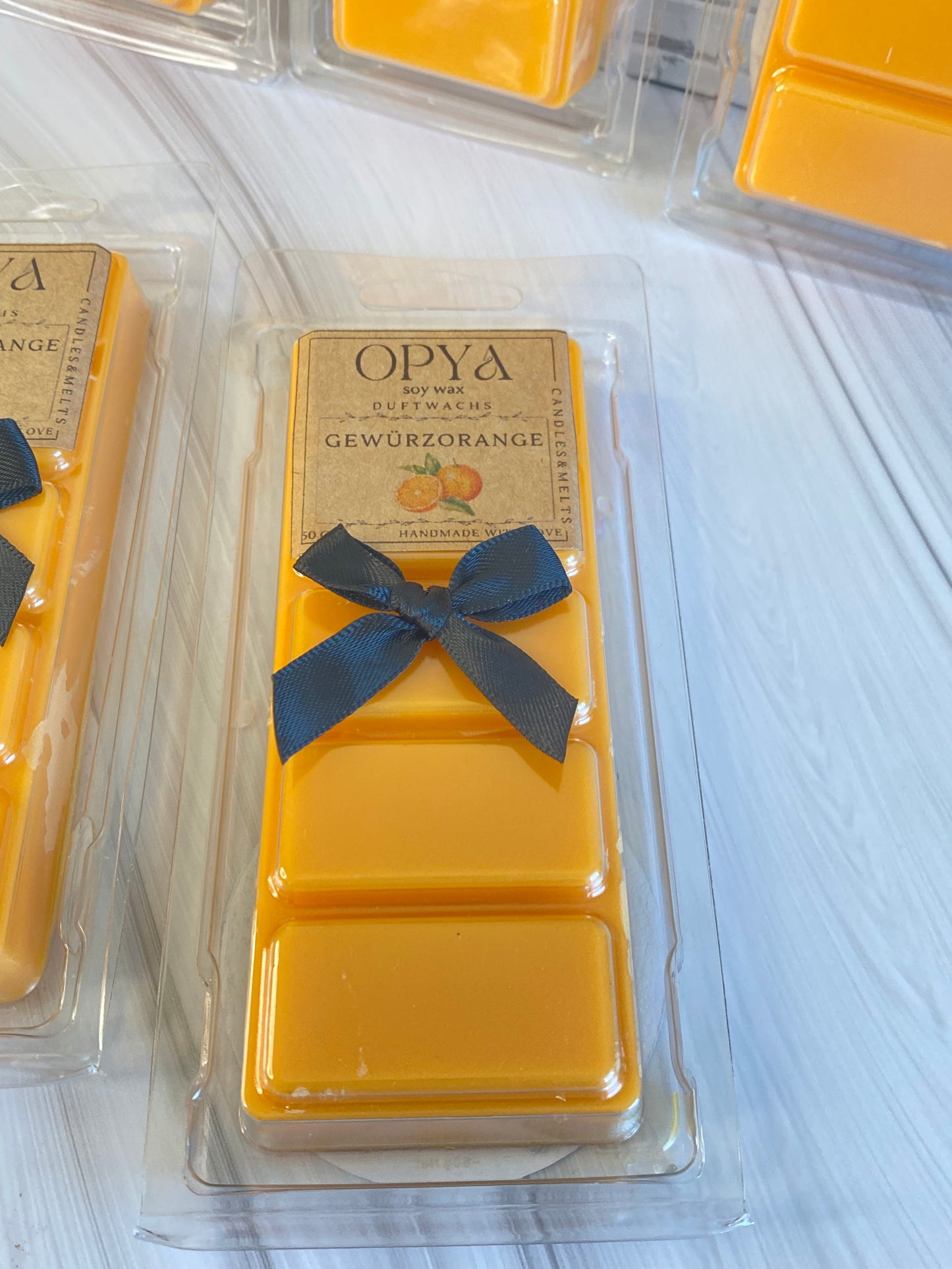 Melts / Duftwachs für Duftlampe - Gewürzorange , mit Opalite und Rauchquarz - Kristallen, 50g