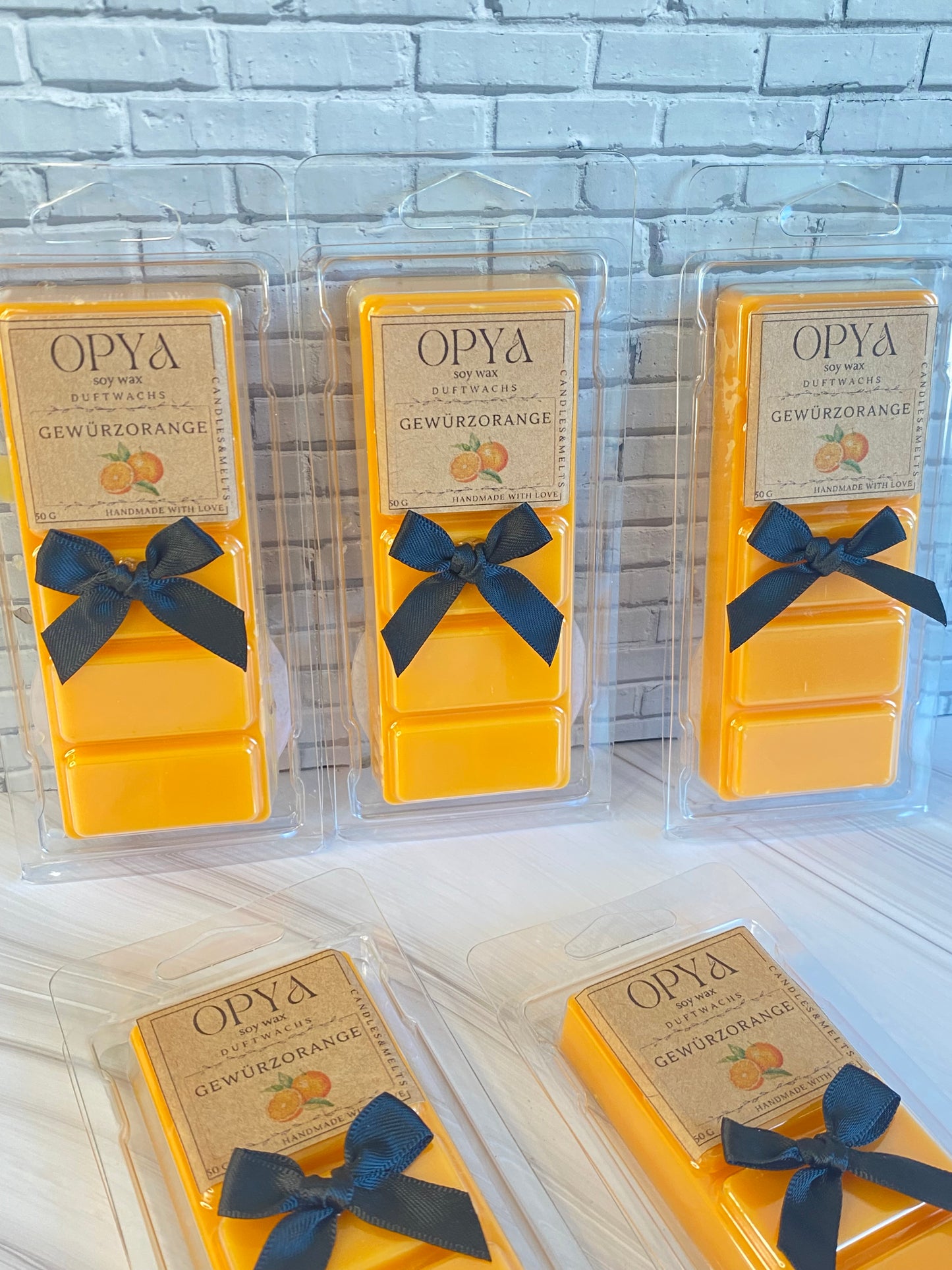 Melts / Duftwachs für Duftlampe - Gewürzorange , mit Opalite und Rauchquarz - Kristallen, 50g