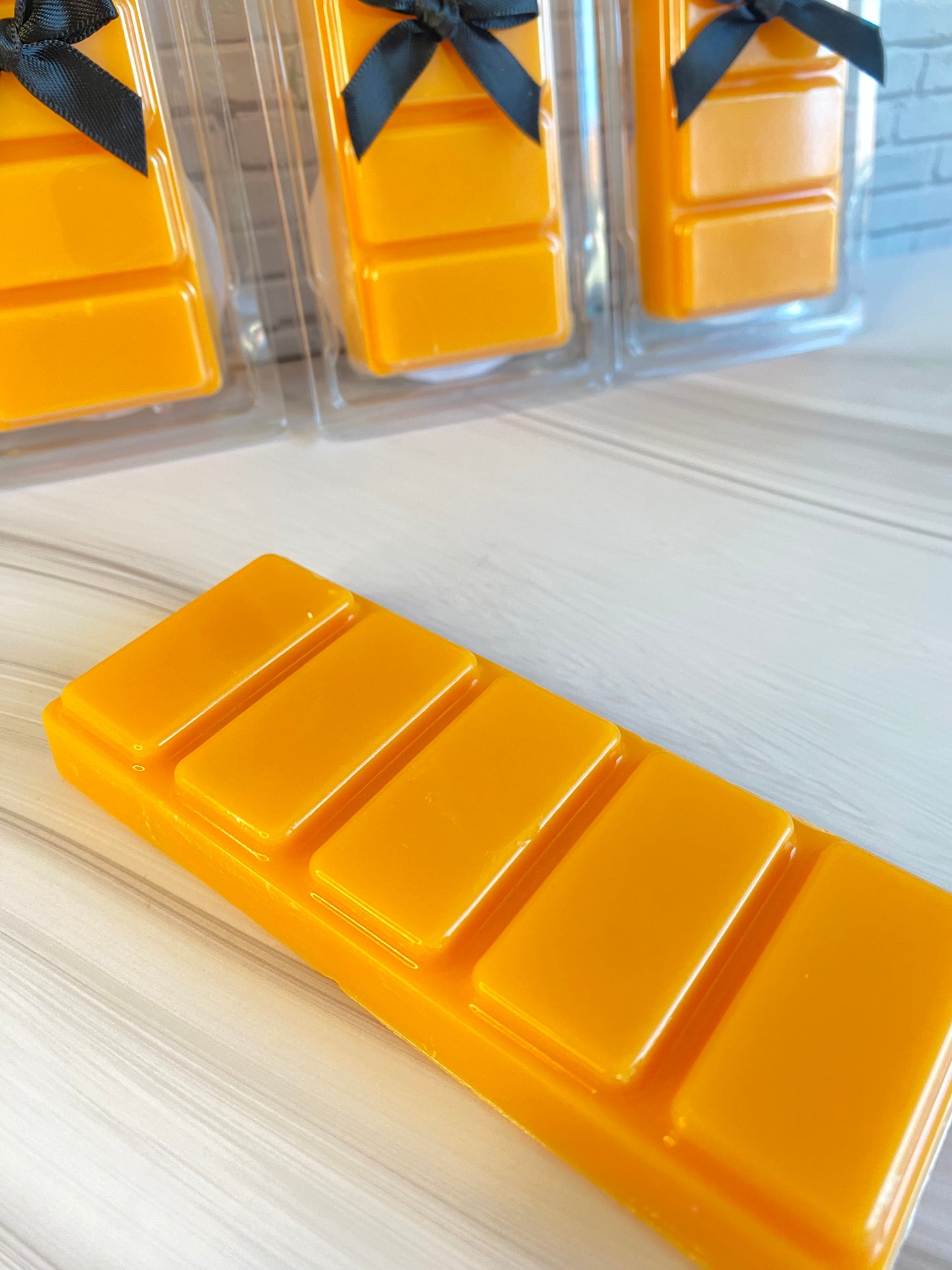 Melts / Duftwachs für Duftlampe - Gewürzorange , mit Opalite und Rauchquarz - Kristallen, 50g