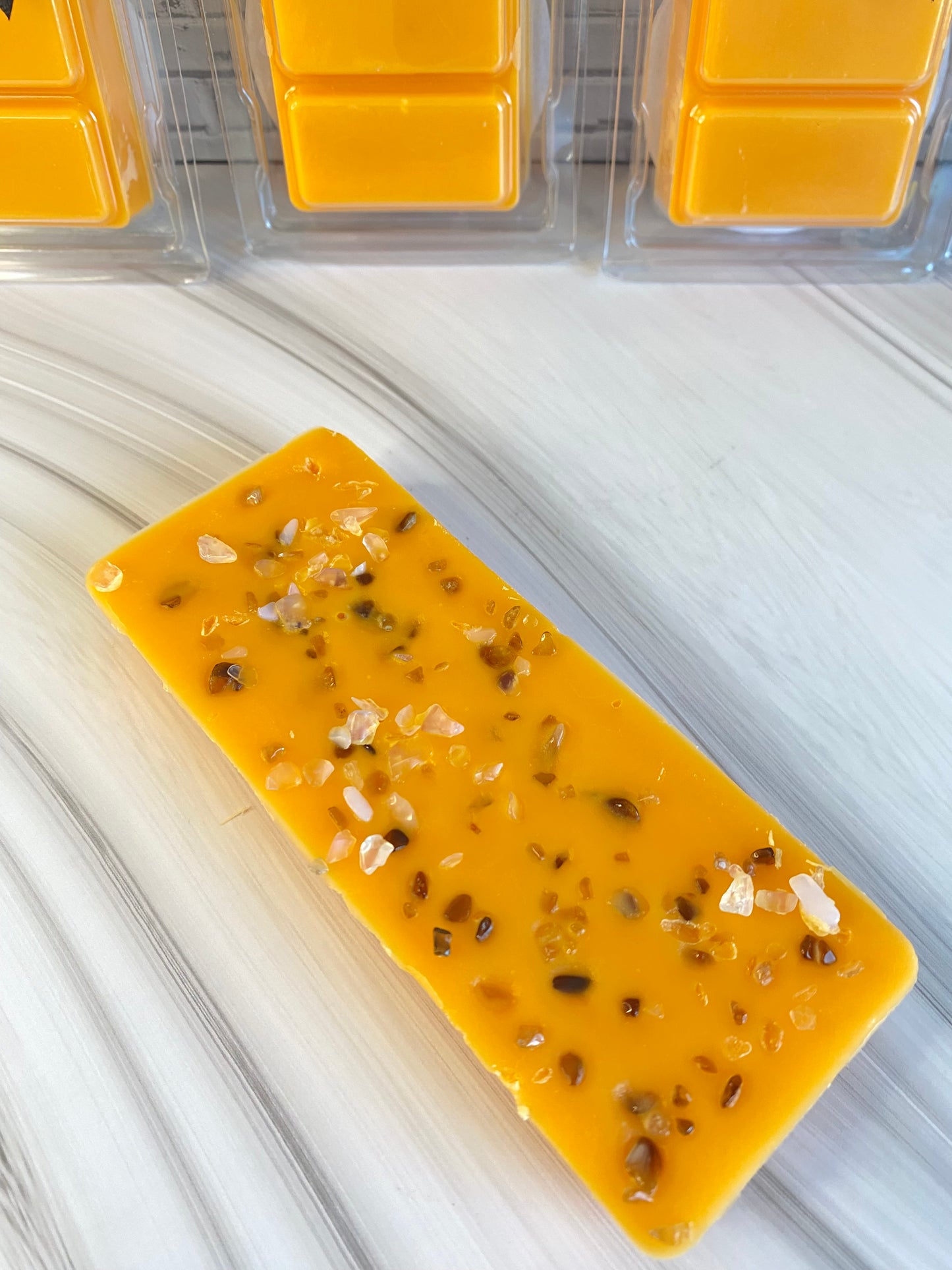 Melts / Duftwachs für Duftlampe - Gewürzorange , mit Opalite und Rauchquarz - Kristallen, 50g