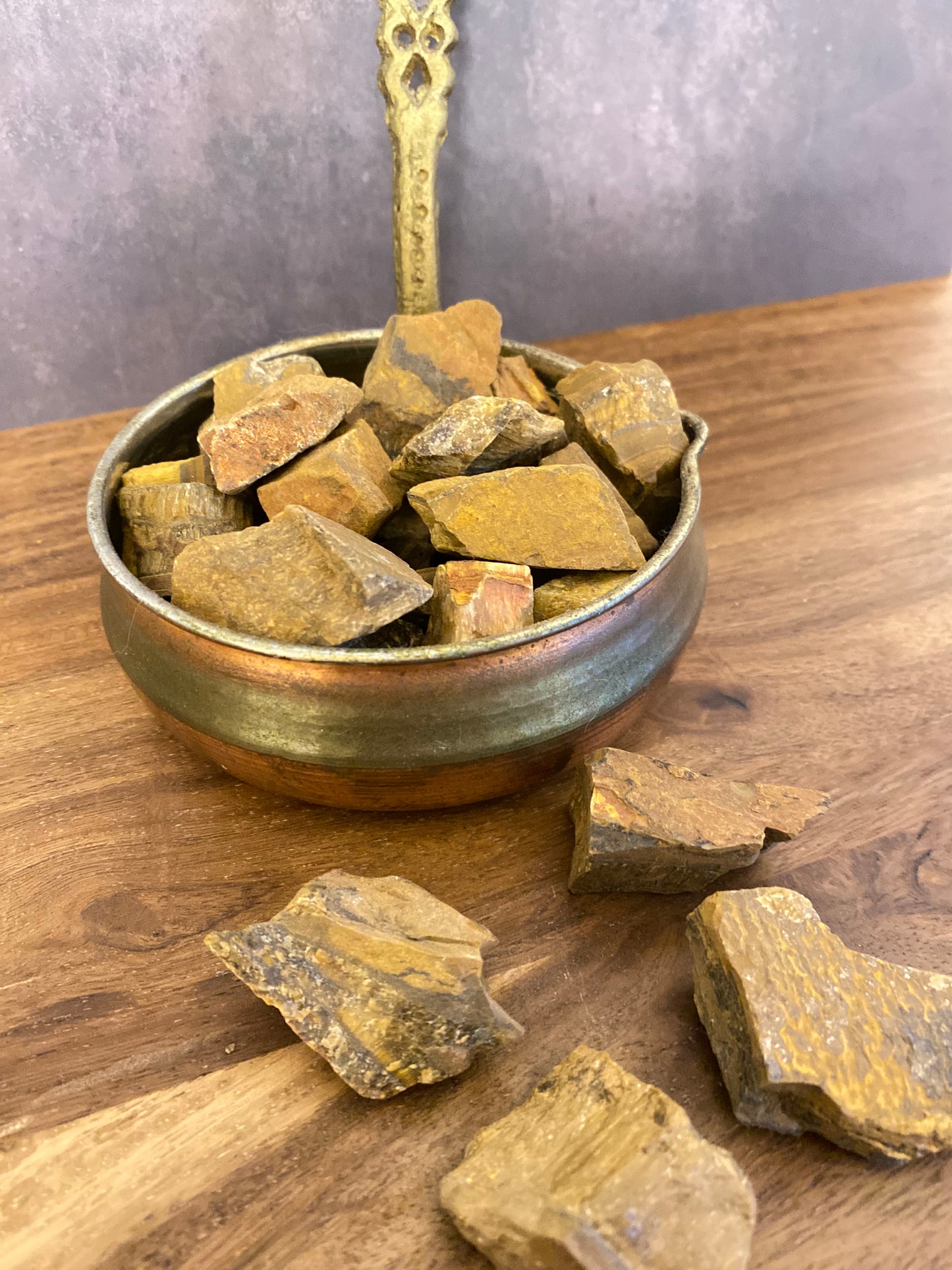 🐯 Tigerauge Rohstein – Stein der Stärke, Schutz &  inneren Balance