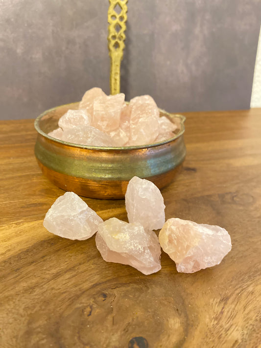 🌸 Rosenquarz Rohkristalle – sanfte Schwingung der Liebe
