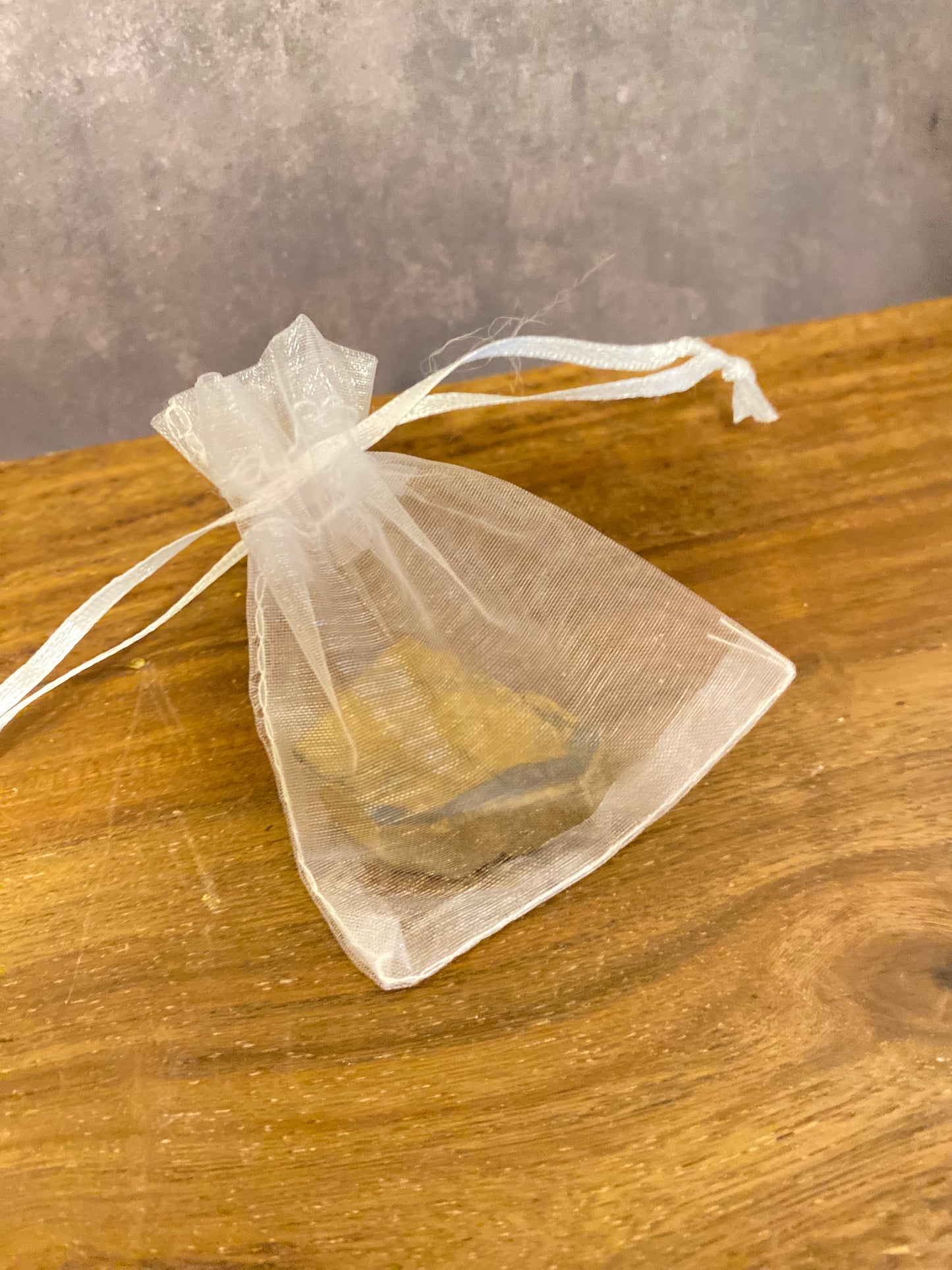 🐯 Tigerauge Rohstein – Stein der Stärke, Schutz &  inneren Balance