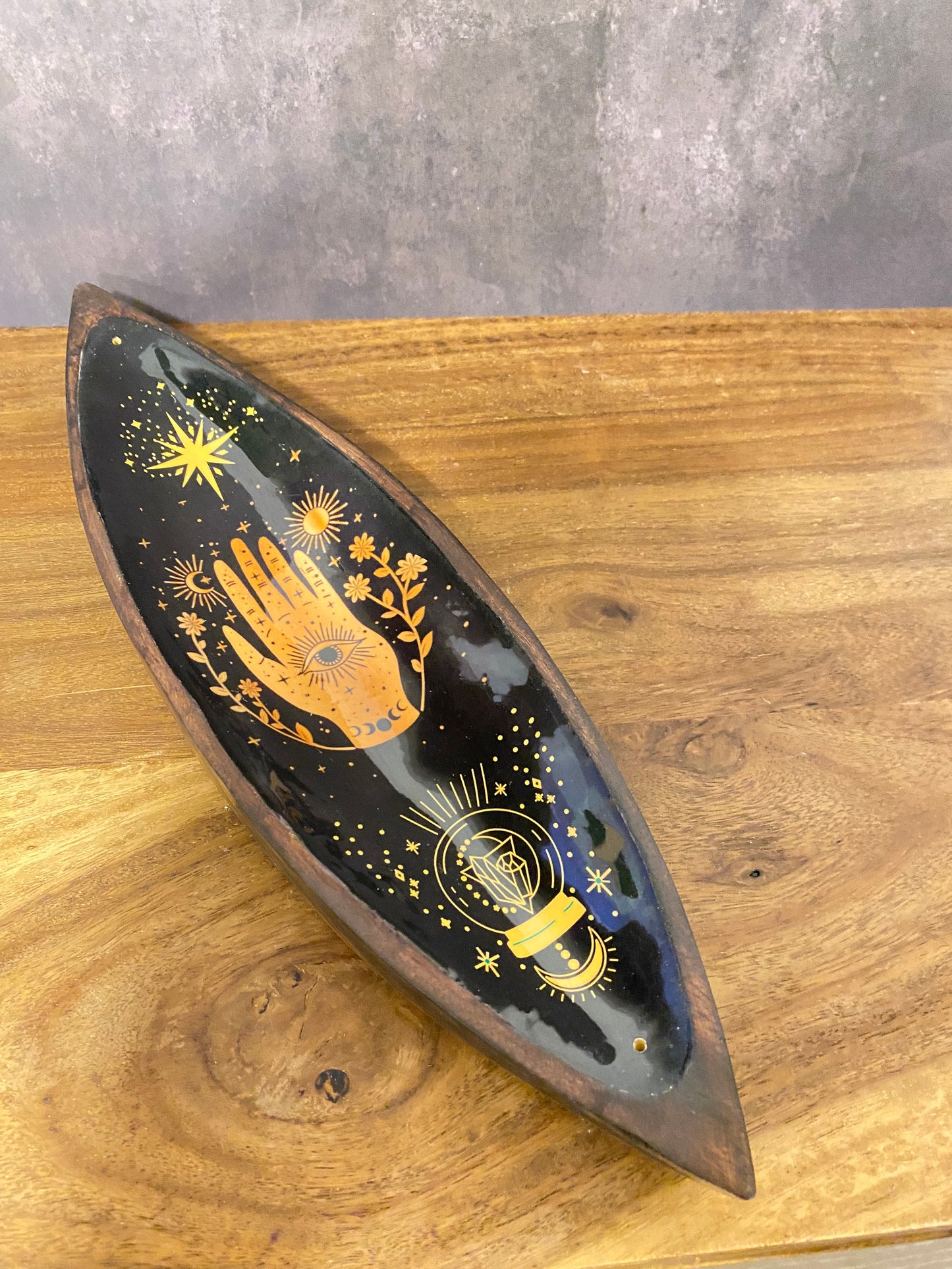 Edle Räucherschale aus Mangoholz mit emailliertem Hamsa-Hand-Design. Schützt vor negativer Energie & bringt Harmonie