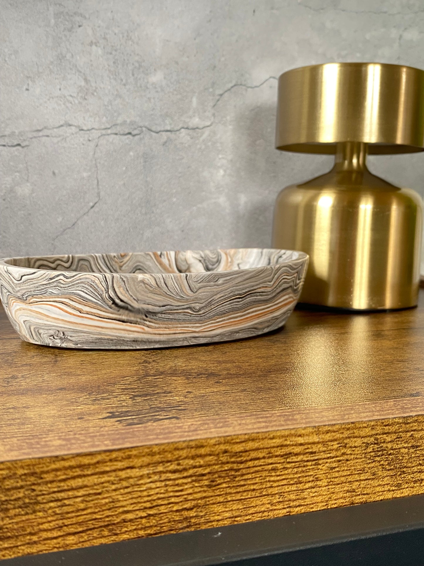 🕊️ Handgegossene Schmuckschale aus Jesin – stilvoll, nachhaltig & einzigartig