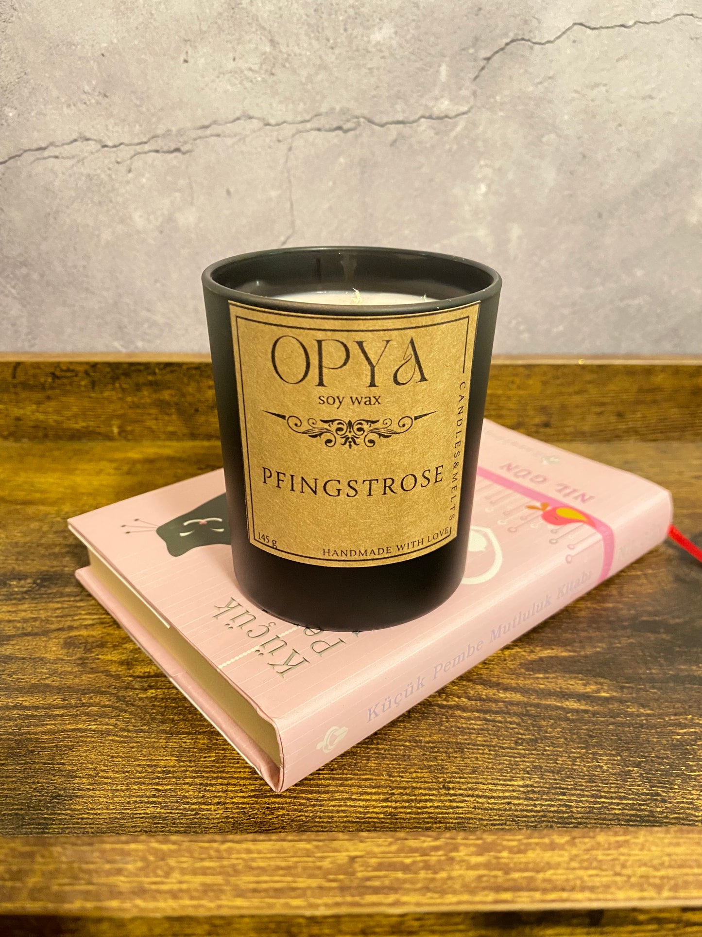 Rosé Duftkerze Pfingstrose 145 g  – Nachhaltige Sojawachs-Kerze | Handmade