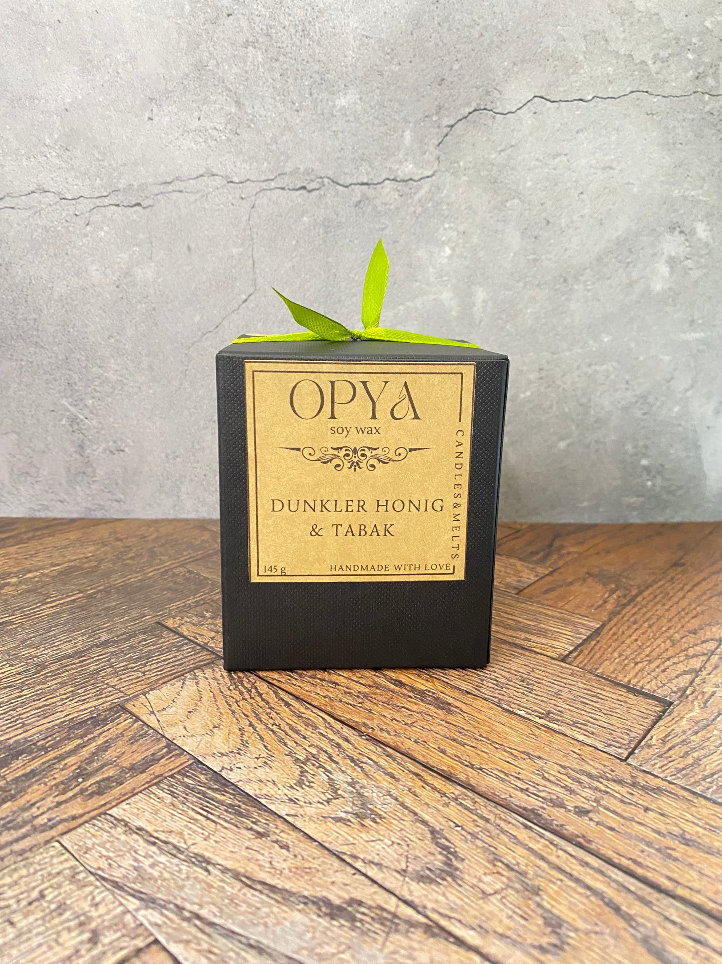 Duftkerze im Glas " Dunkler Honig & Tabak "  145 Gramm