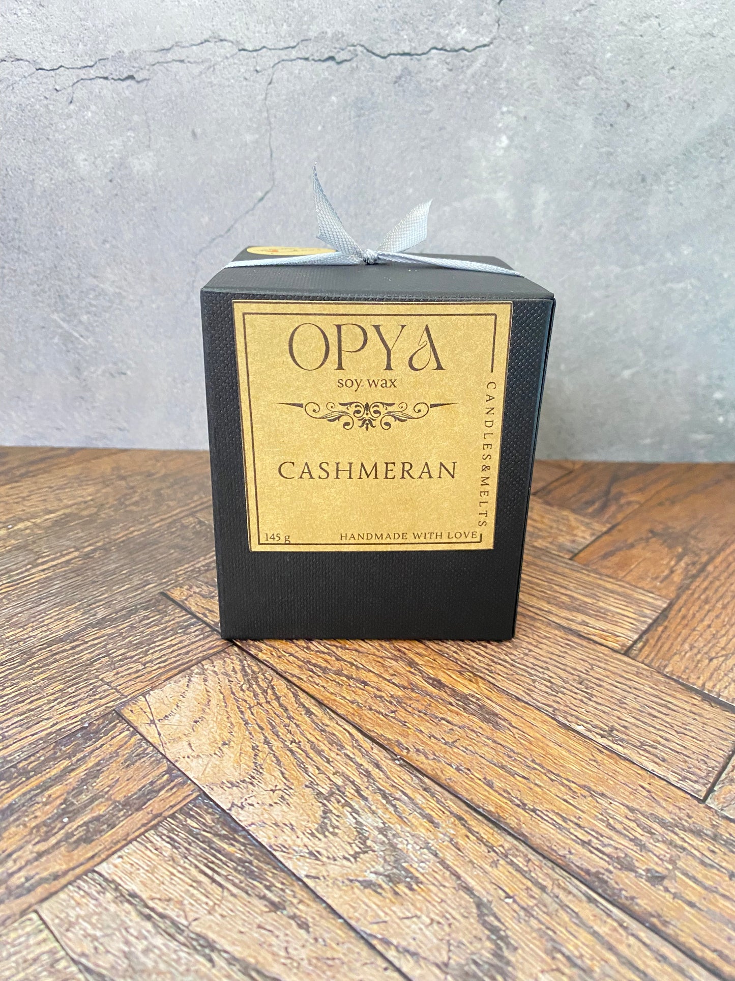 Duftkerze „Cashmeran“ – Handgegossen aus 100 % Sojawachs