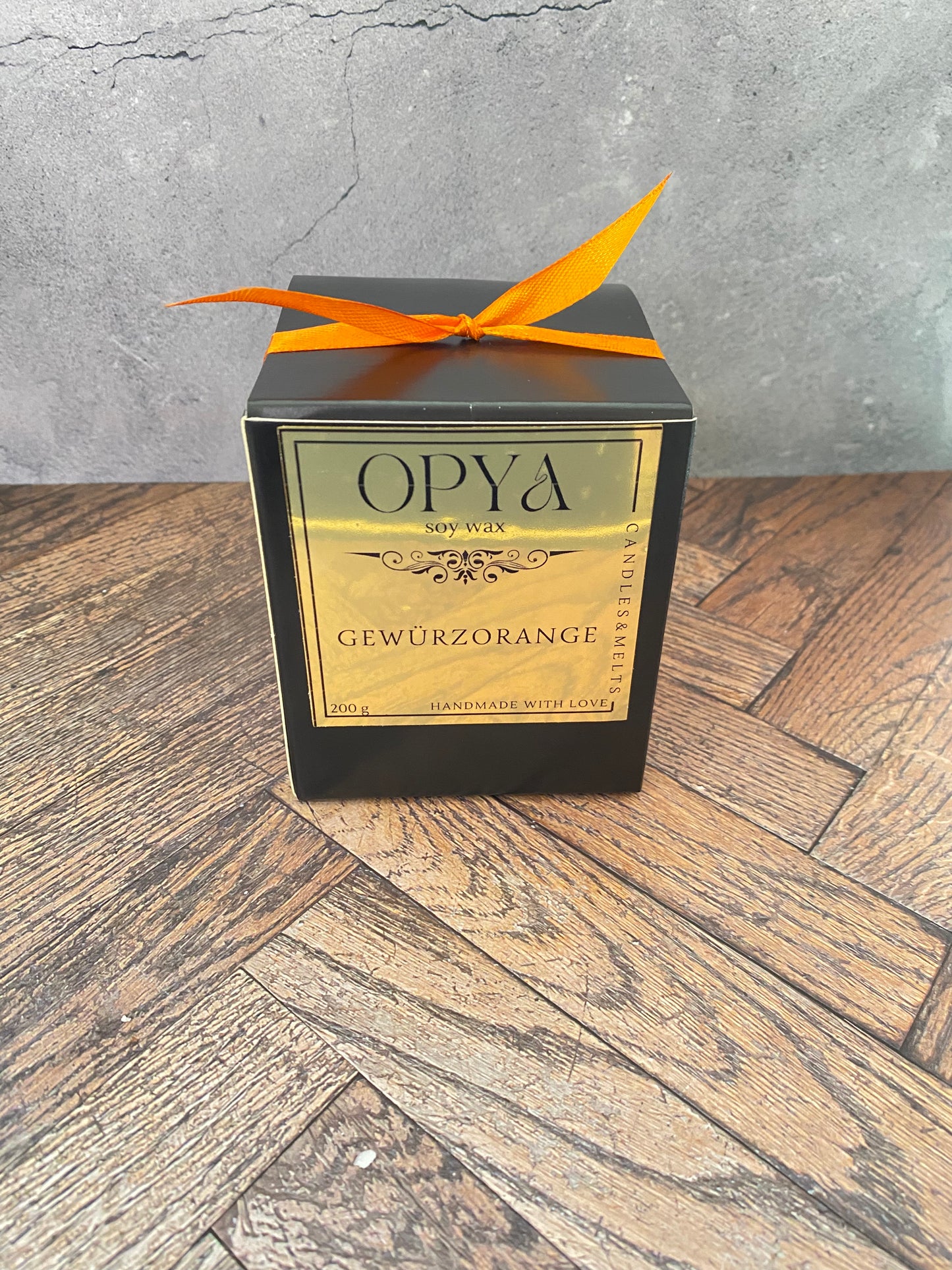 Handgegossene Duft-Knisterkerze „Gewürzorange“ – 200g