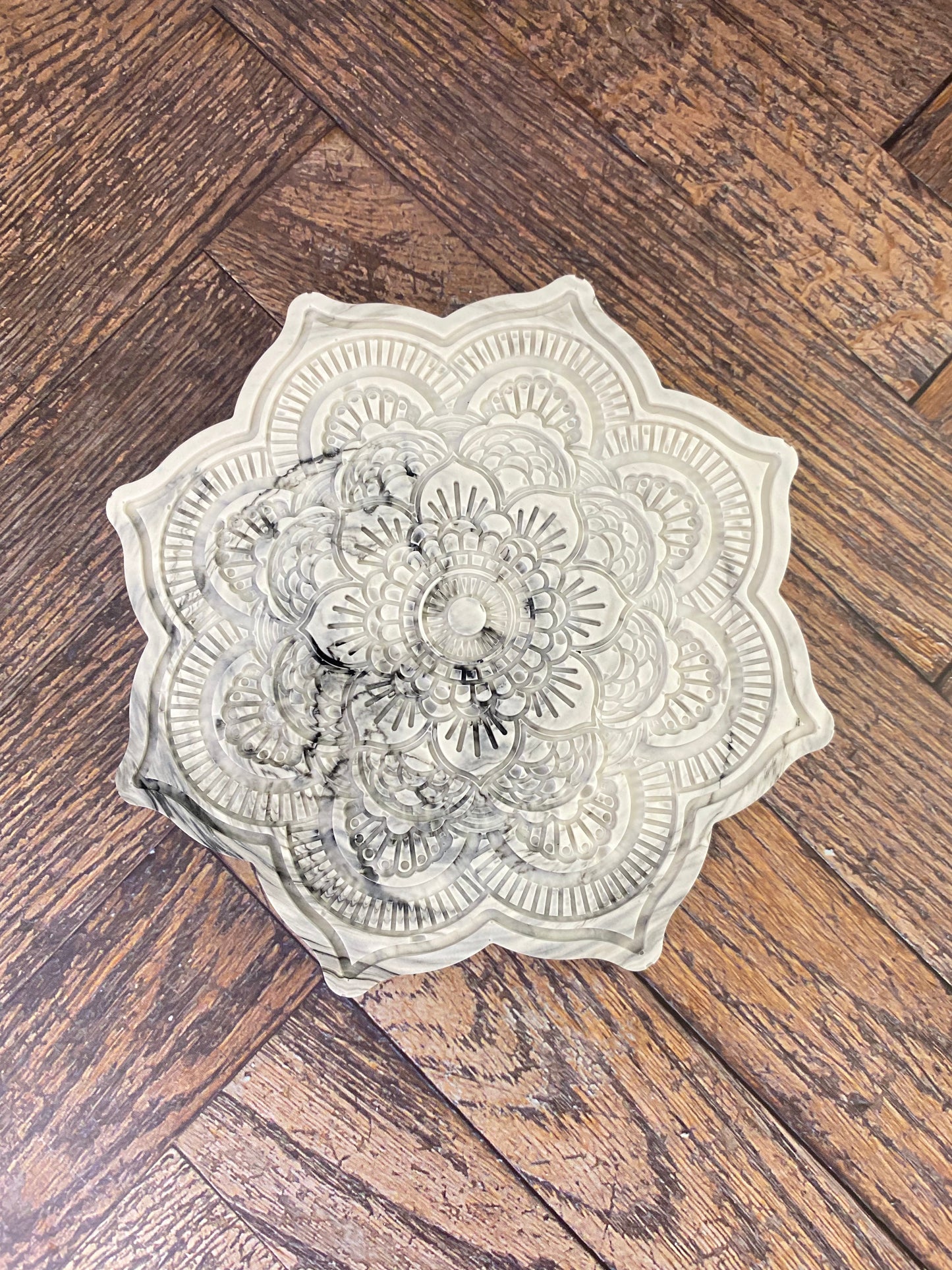 Mandala Untersetzer aus Jesin – Nachhaltige Handarbeit für stilvolle Wohn- & Tischdekoration