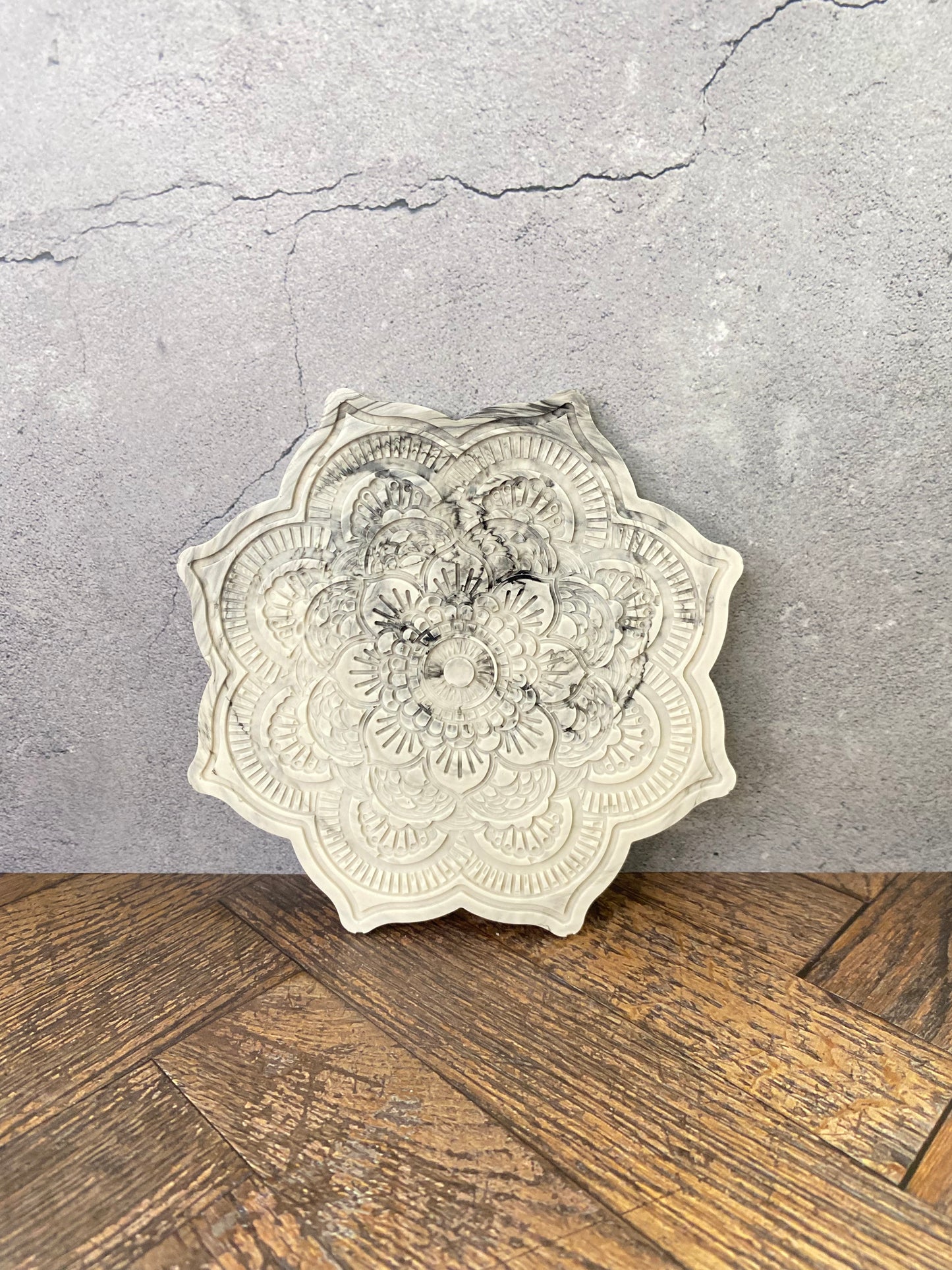 Mandala Untersetzer aus Jesin – Nachhaltige Handarbeit für stilvolle Wohn- & Tischdekoration