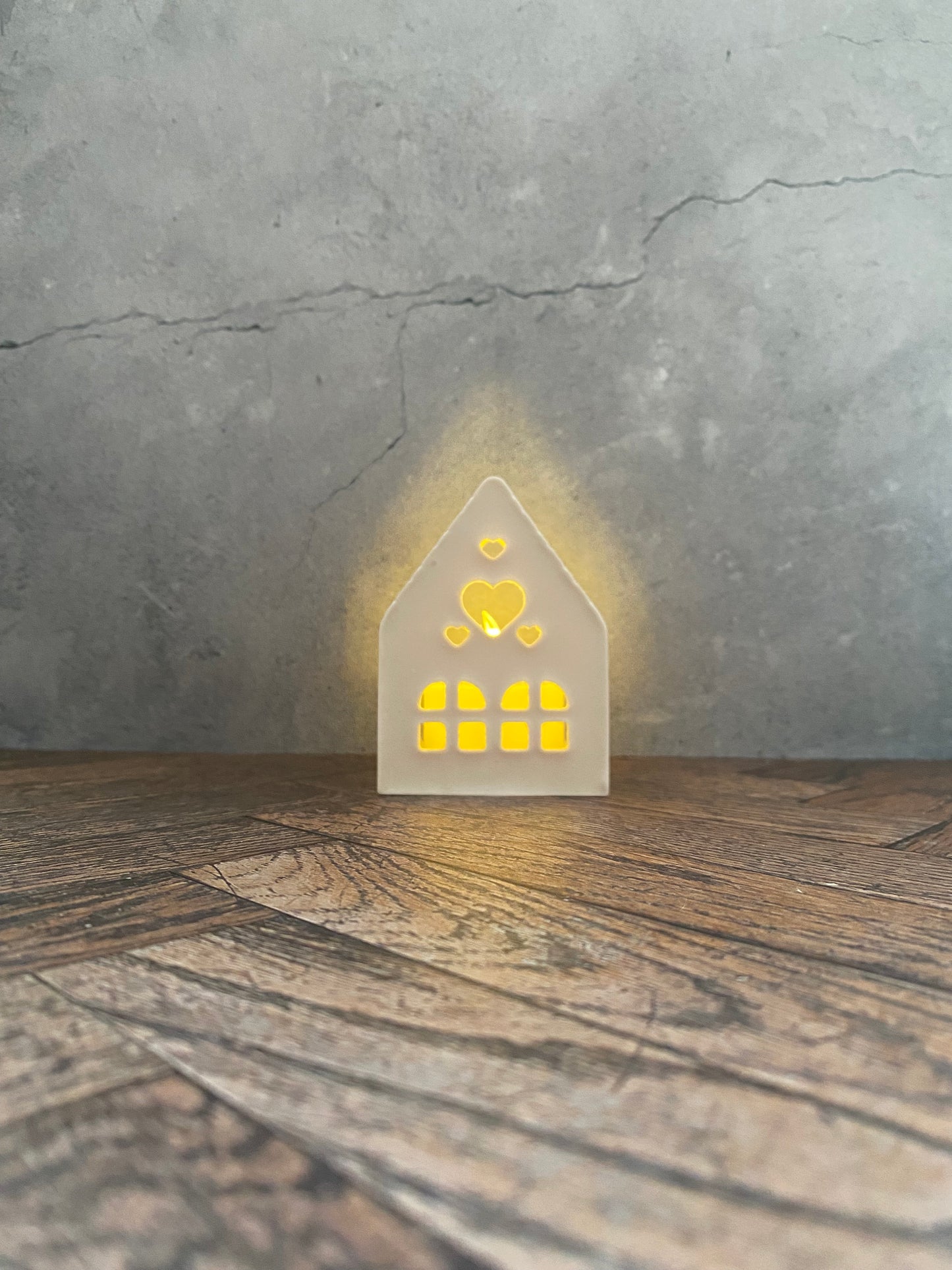 🕯️ Handgemachtes Jesin-Deko Häuschen – mit Herz &  Fenster, perfekt für LED-Teelichter