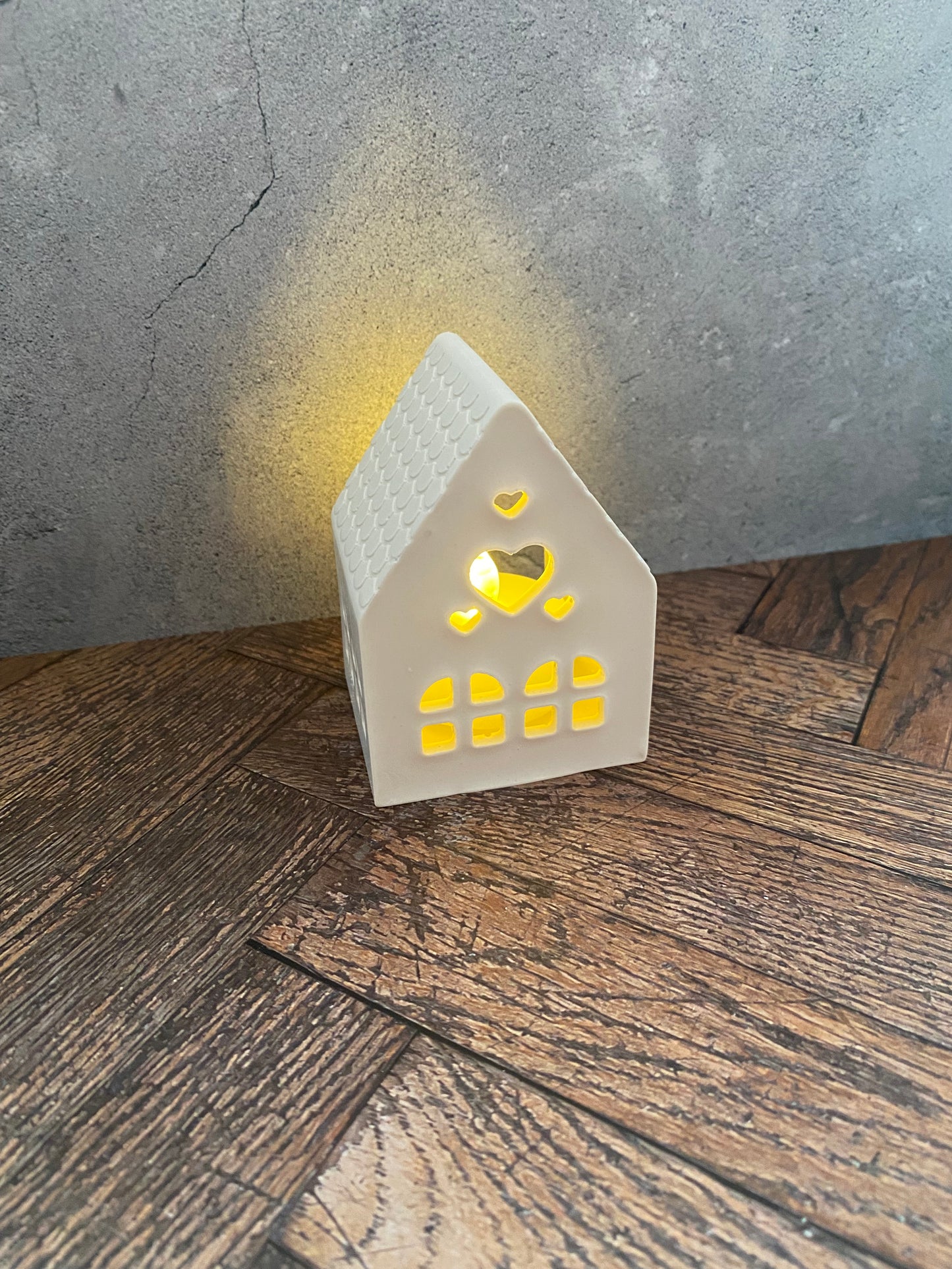 🕯️ Handgemachtes Jesin-Deko Häuschen – mit Herz &  Fenster, perfekt für LED-Teelichter