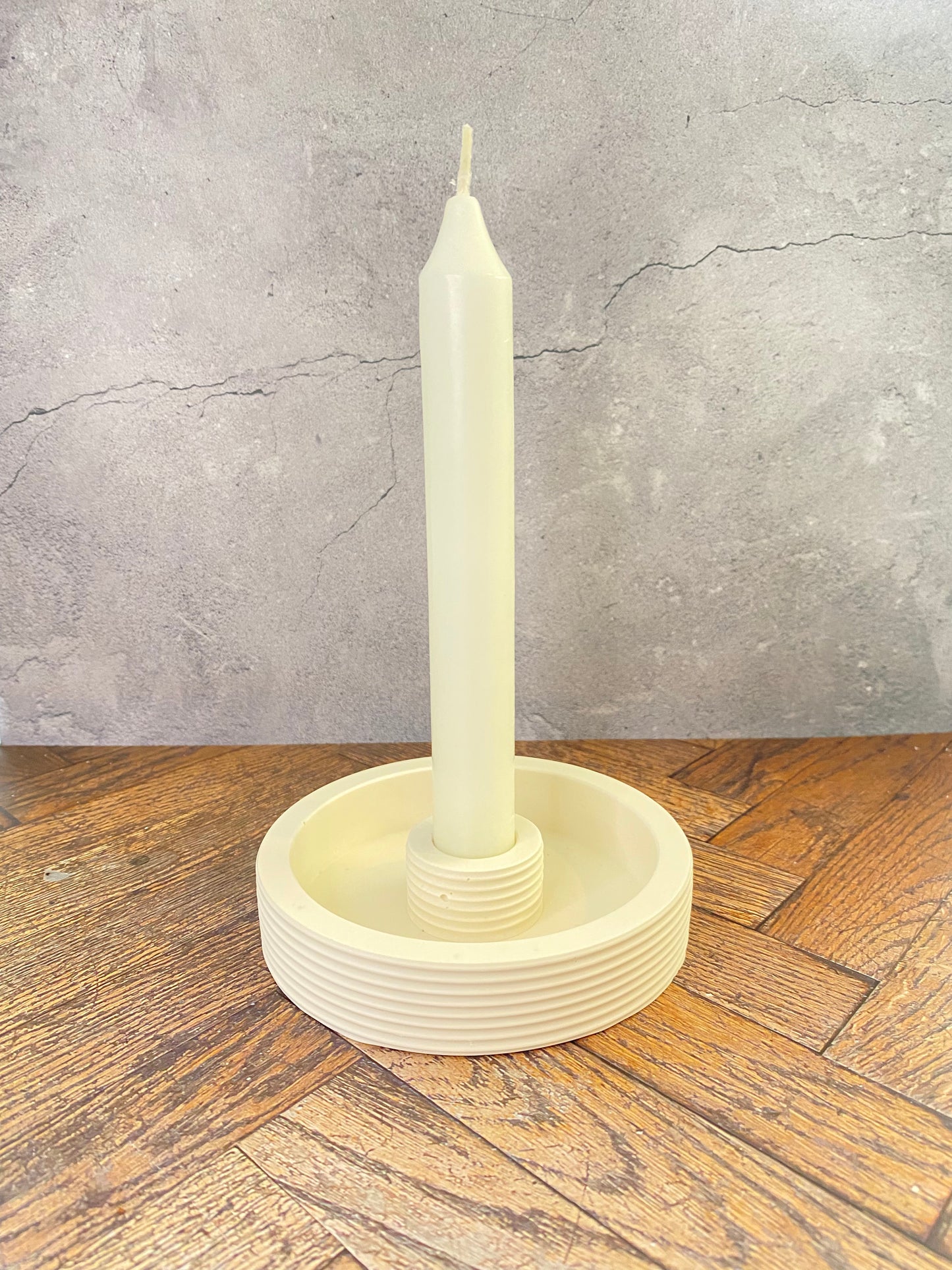 🕯️ Handgemachter Jesin-Stabkerzenhalter – schlicht, modern & nachhaltig