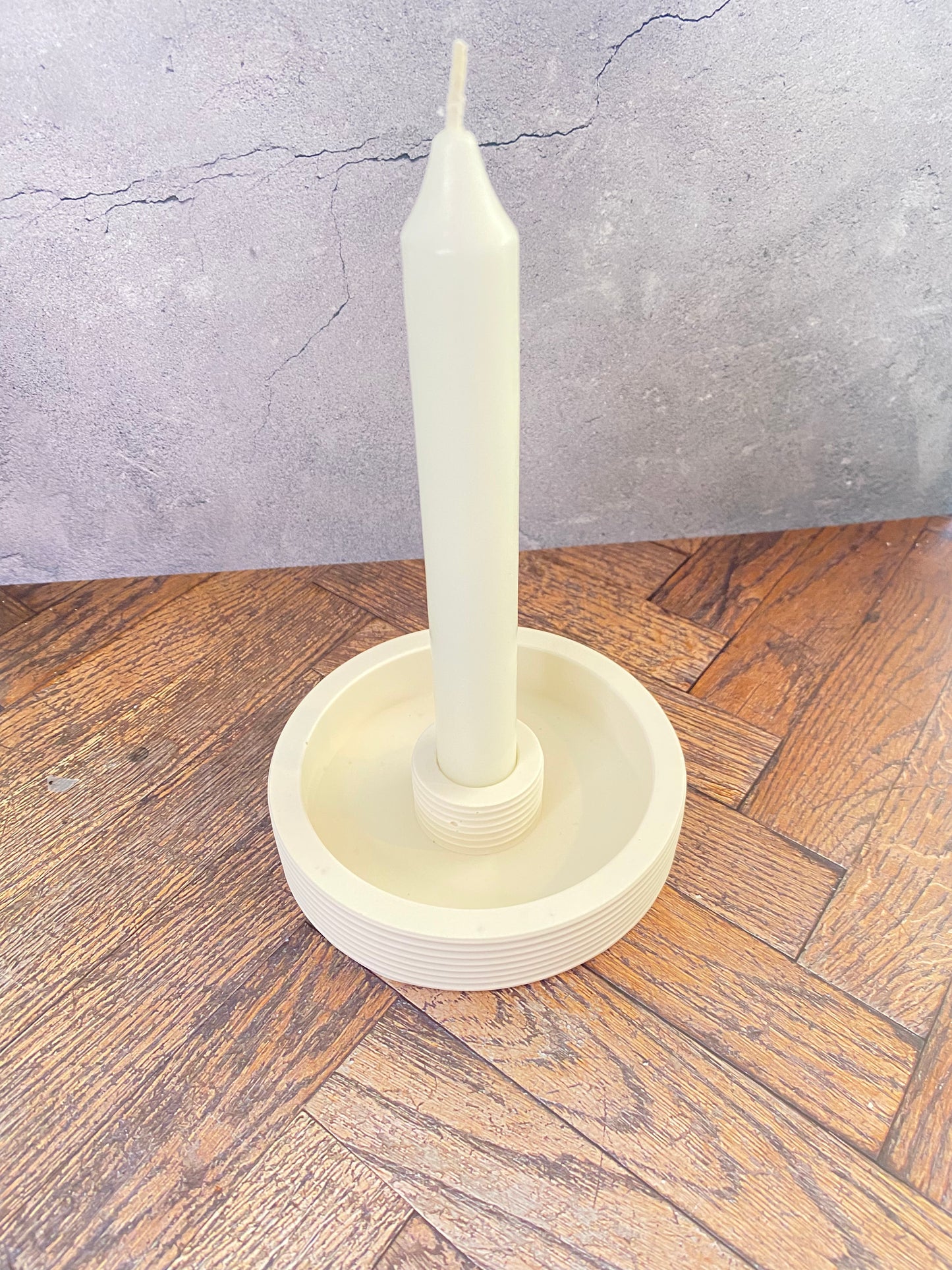 🕯️ Handgemachter Jesin-Stabkerzenhalter – schlicht, modern & nachhaltig