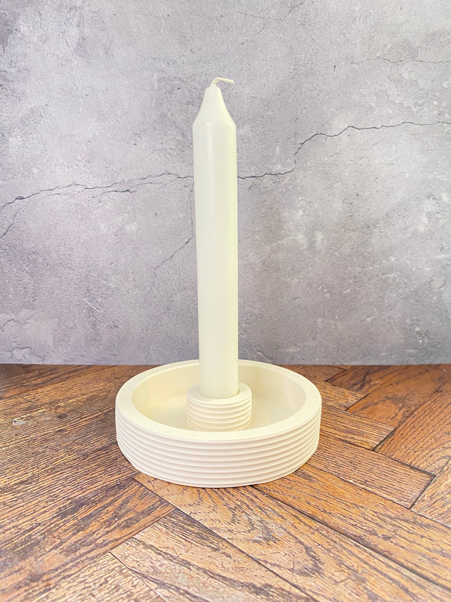 🕯️ Handgemachter Jesin-Stabkerzenhalter – schlicht, modern & nachhaltig