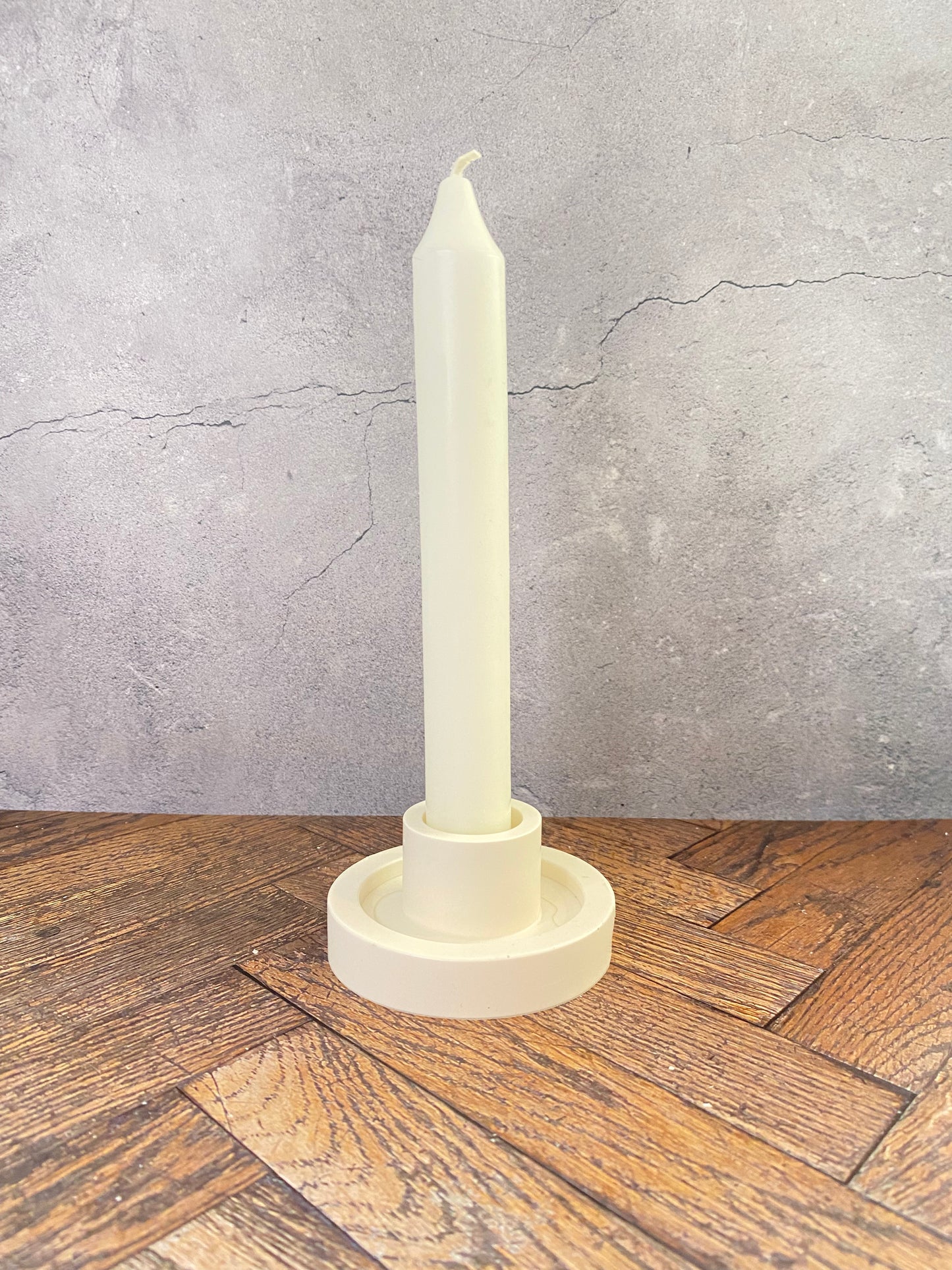 Handgemachter Jesin - Stabkerzenhalter, Kerzenständer, minimalistisch & stilvoll