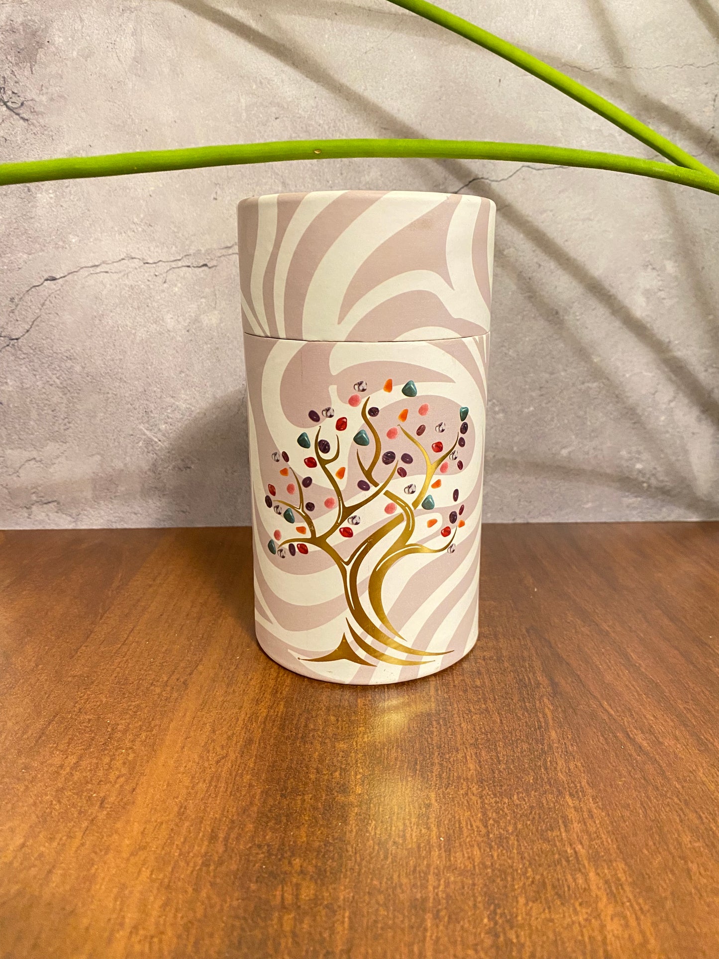 🌈 Edelstein-Kuppelgarten – Sieben Chakren - Edelsteinbaum