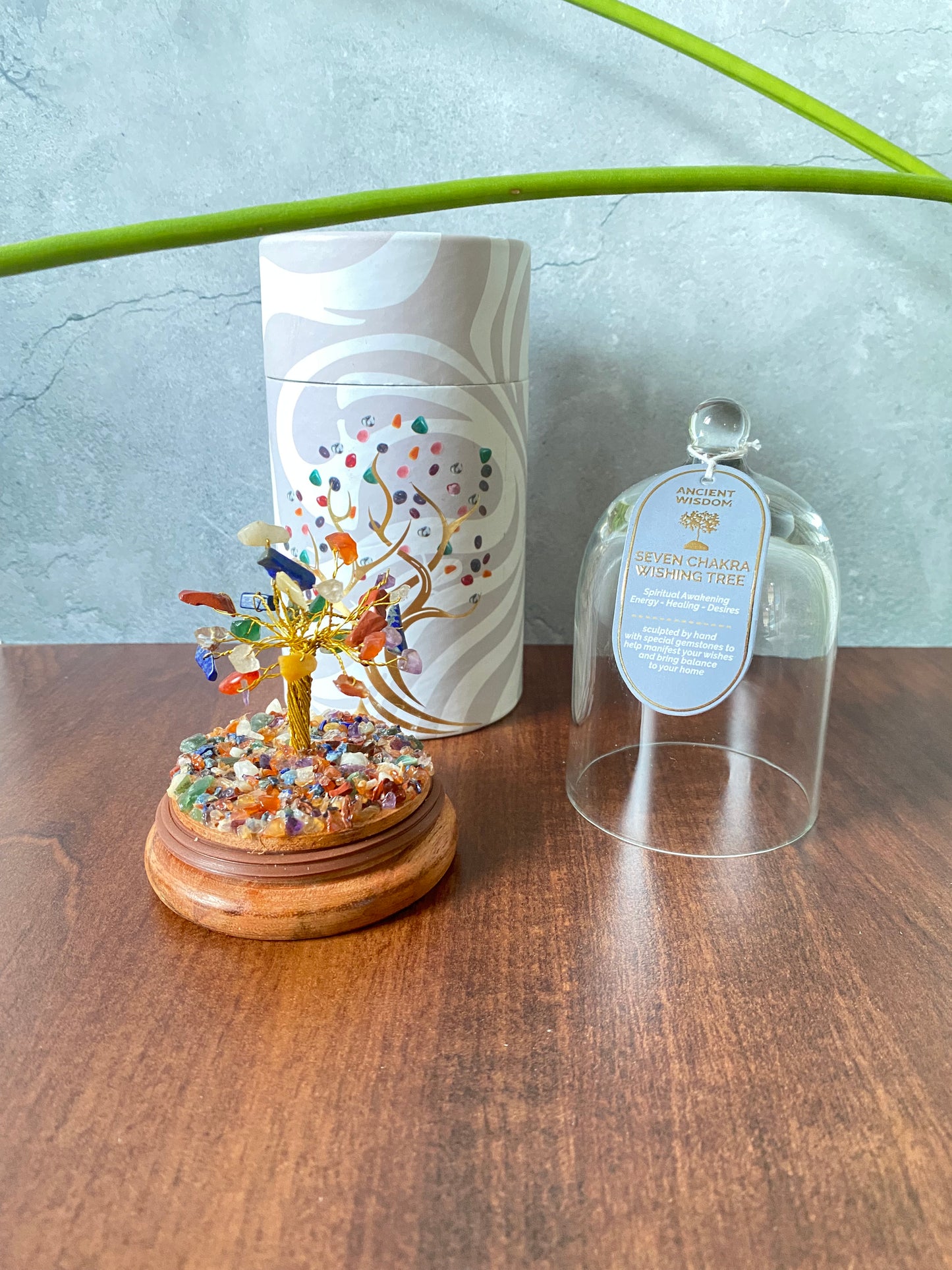 🌈 Edelstein-Kuppelgarten – Sieben Chakren - Edelsteinbaum