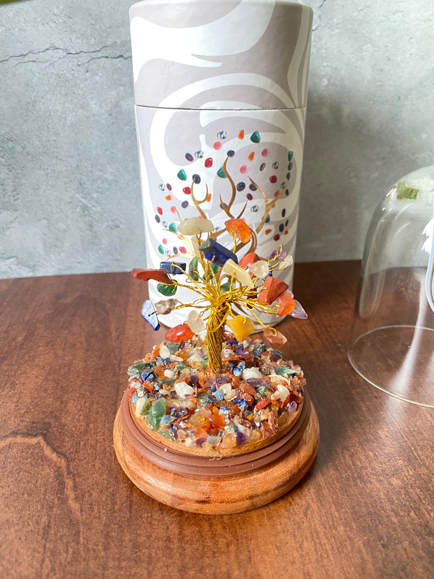 🌈 Edelstein-Kuppelgarten – Sieben Chakren - Edelsteinbaum