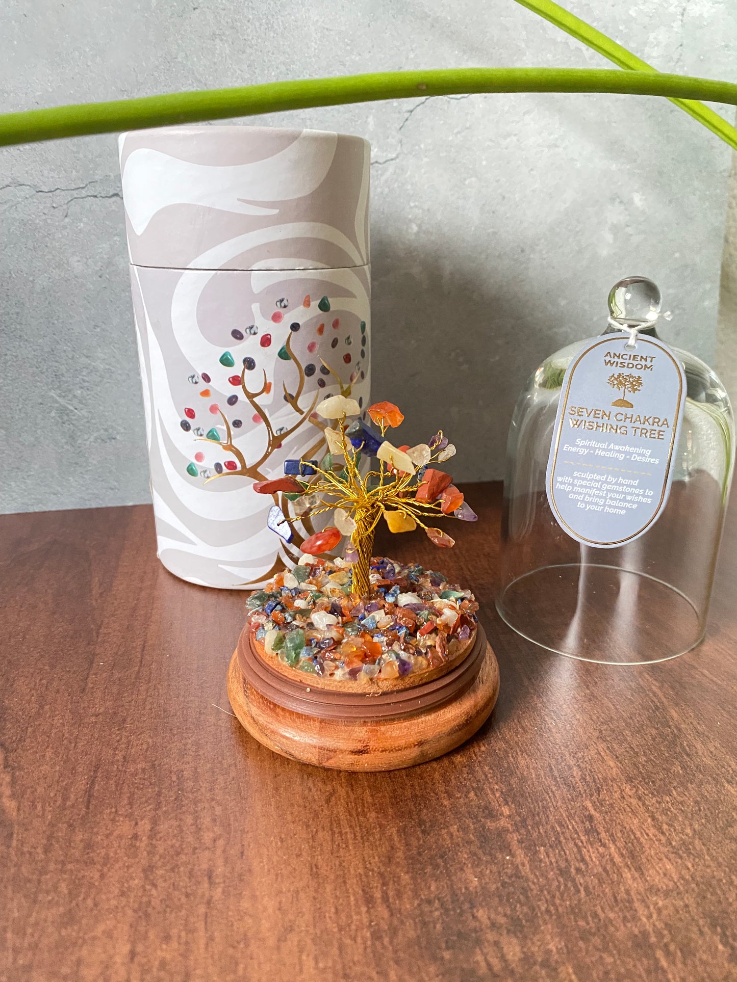 🌈 Edelstein-Kuppelgarten – Sieben Chakren - Edelsteinbaum