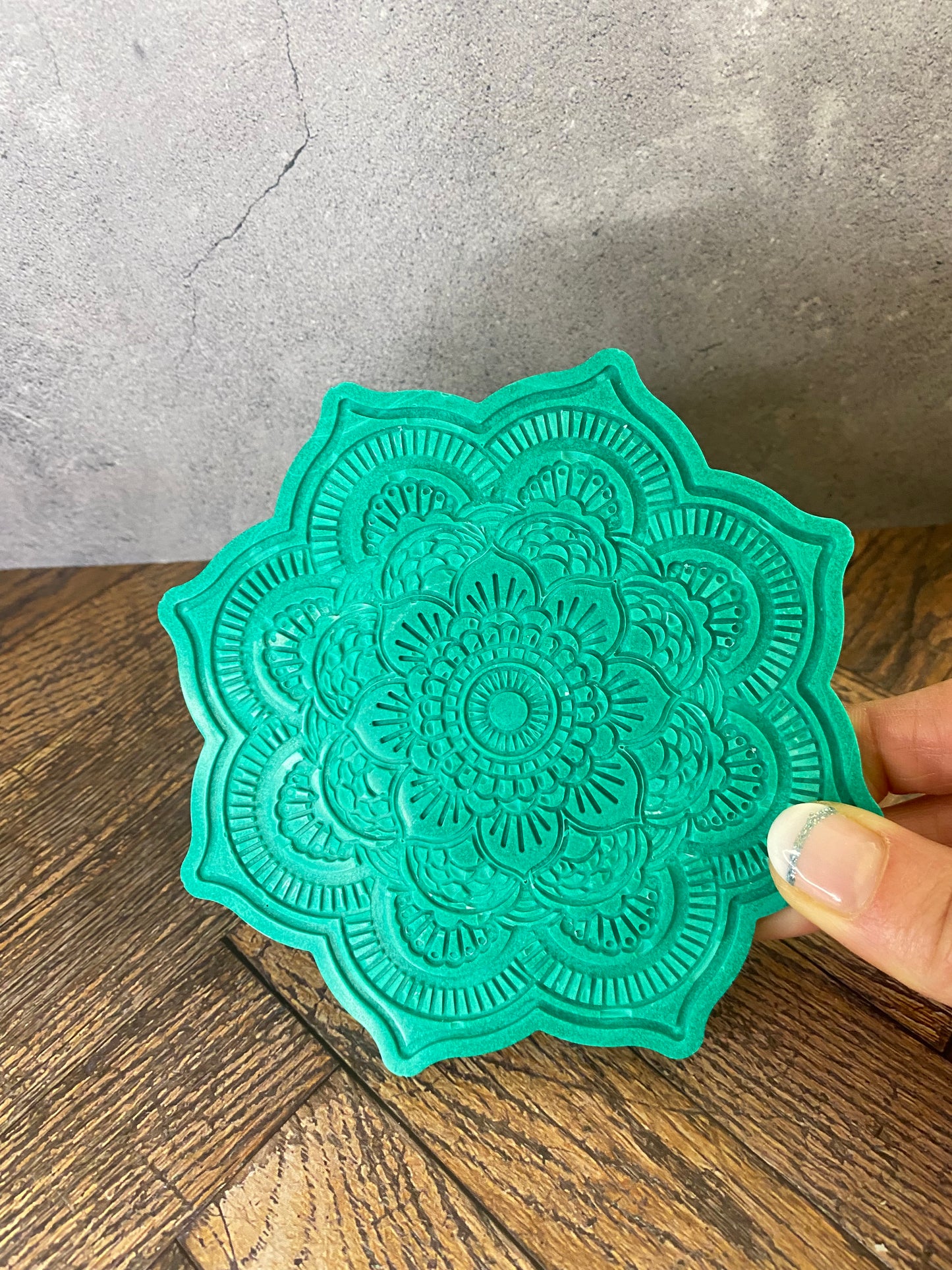 Mandala Untersetzer aus Jesin – Nachhaltige Handarbeit für stilvolle Wohn- & Tischdekoration