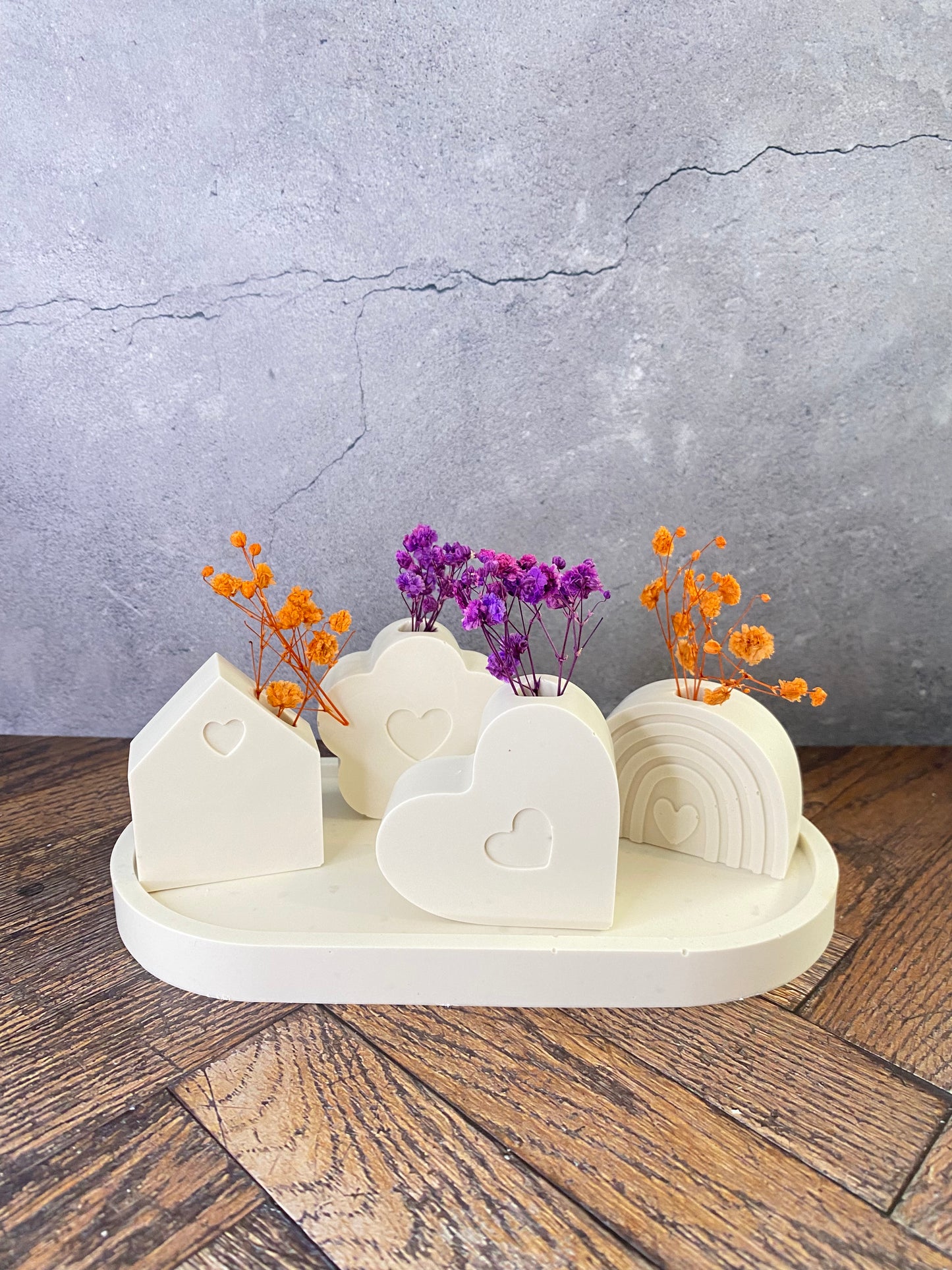 Handgemachtes Minivasen - 4 er - Set aus Jesin, umweltfreundlich  – 4 zauberhafte Herzdesigns