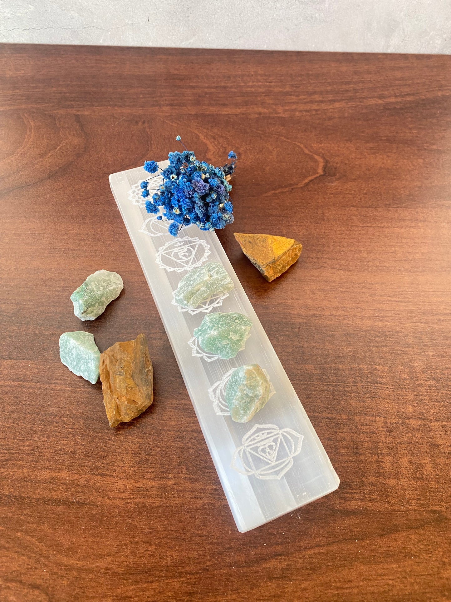 Selenit - Ladeplatte " Chakra "  -  Licht, Klarheit und Harmonie, Selenitplatte zum Aufladend und Reinigen von Kristallen, Meditation