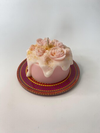 Dessertkerze mit Wachs-Rosen