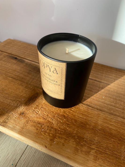 Duftkerze im Glas, " Pfingstrose & Rotes Wildleder " 145 Gramm